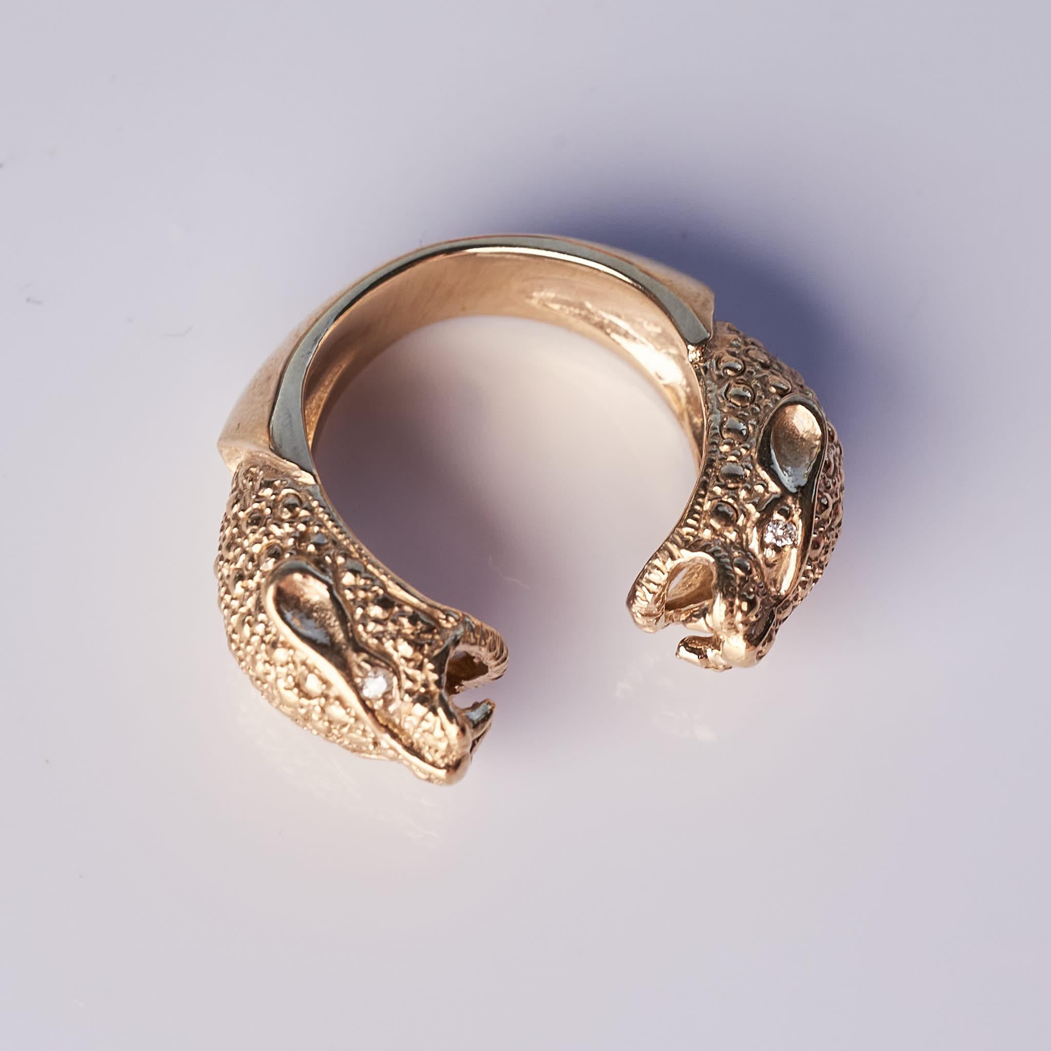 Women's White Diamond Double Head Jaguar Ring Gold Animal Cocktail Ring J Dauphin For Sale