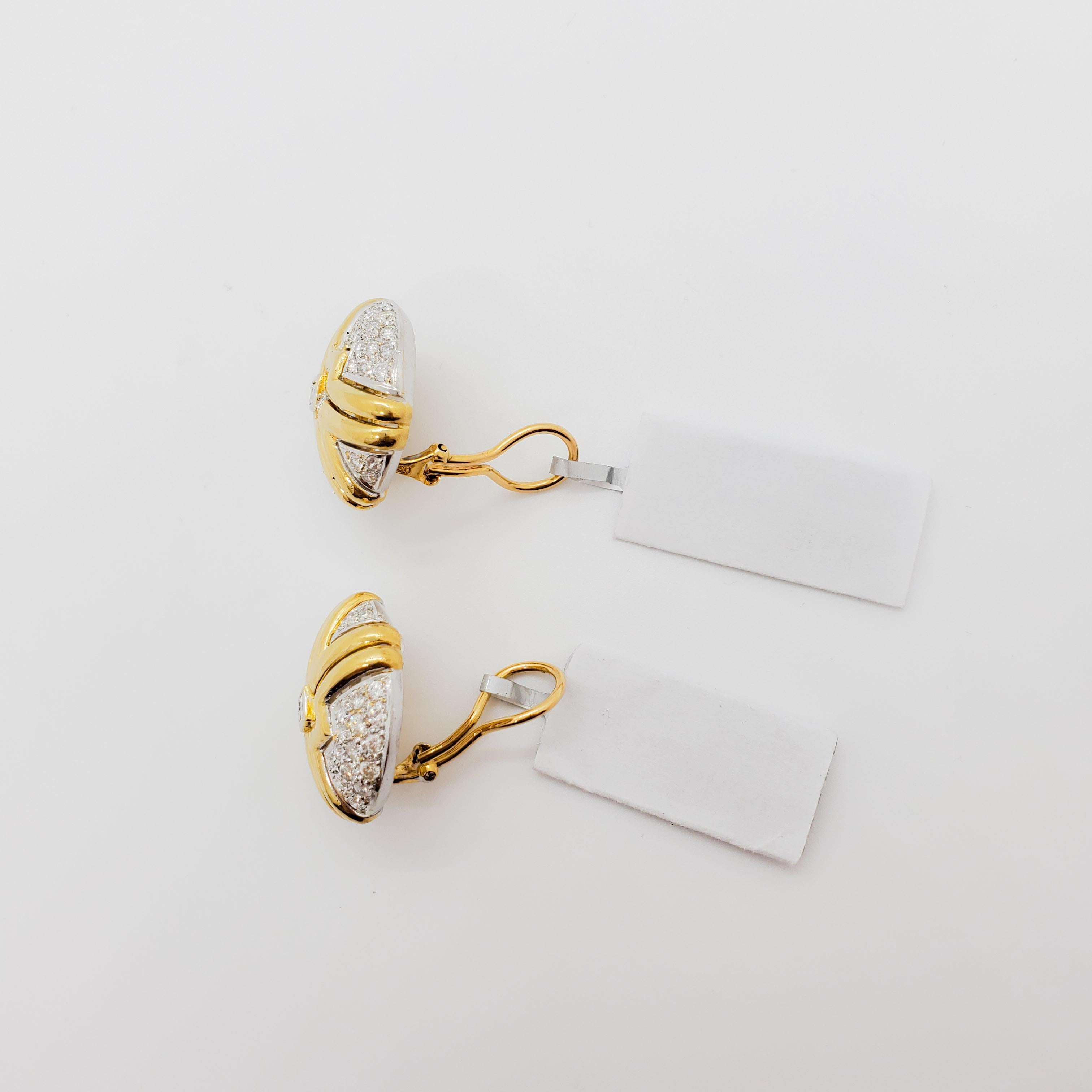 White Diamond Earring Clips in 18k Two Tone Gold In New Condition For Sale In Los Angeles, CA