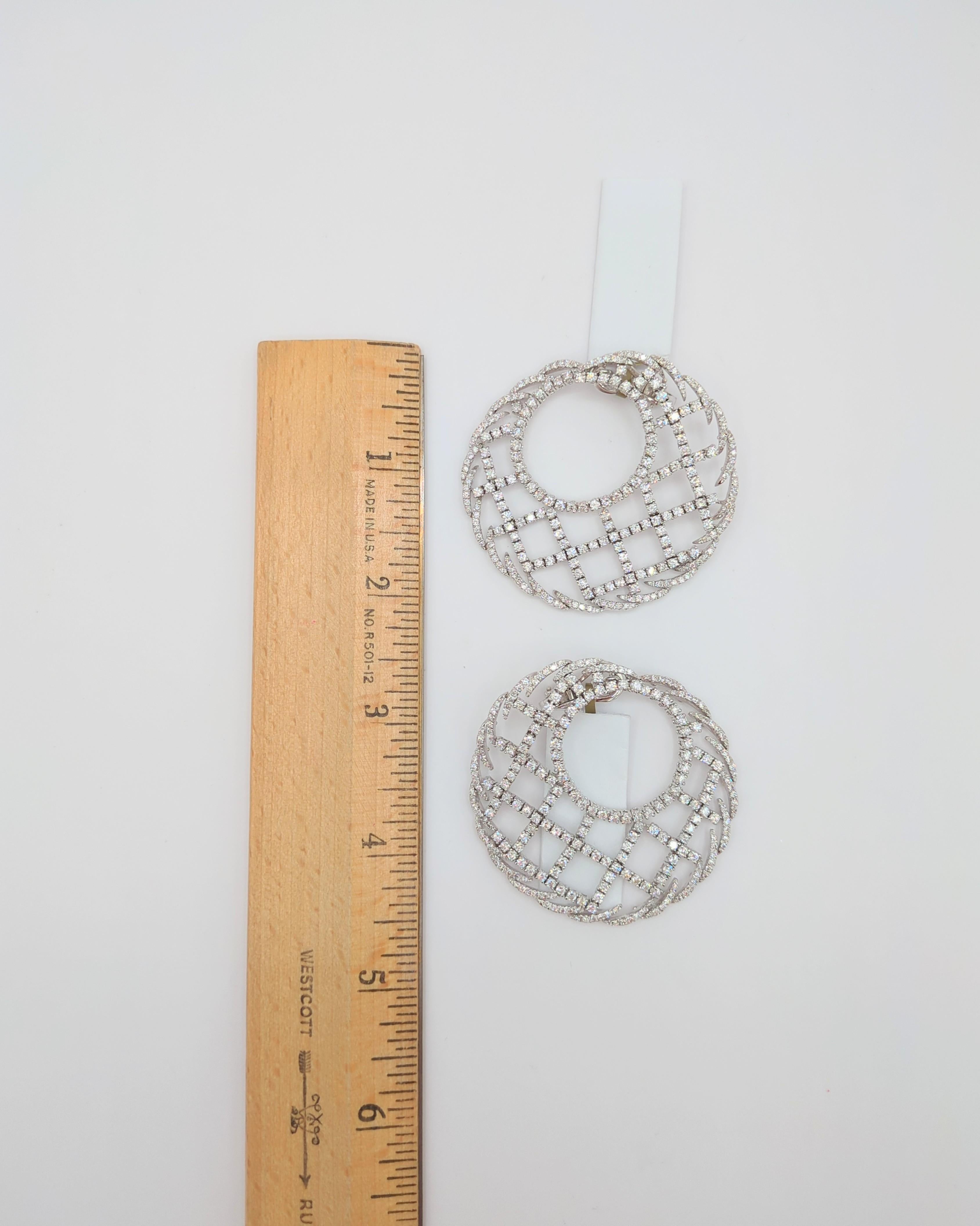 White Diamond Earrings in 18K White Gold For Sale 2
