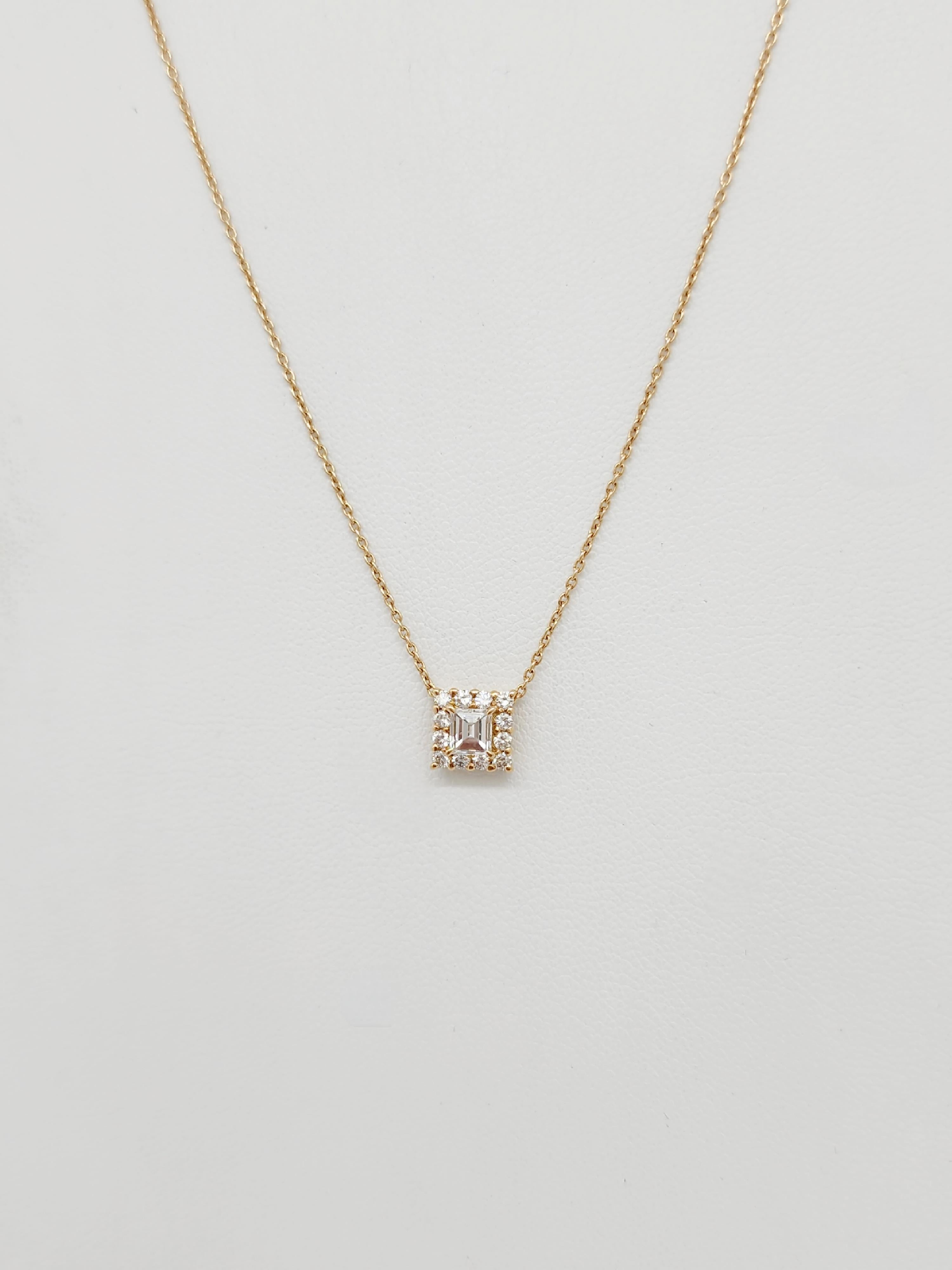 White Diamond Emerald Cut Pendant in 18k Rose Gold For Sale 3