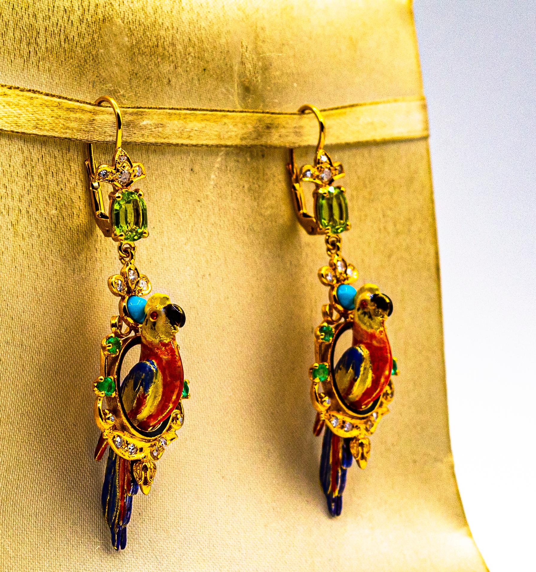 Taglio brillante Whiting Diamante Smeraldo Peridoto Turchese Perla Smalto Oro Giallo Orecchini a goccia in vendita