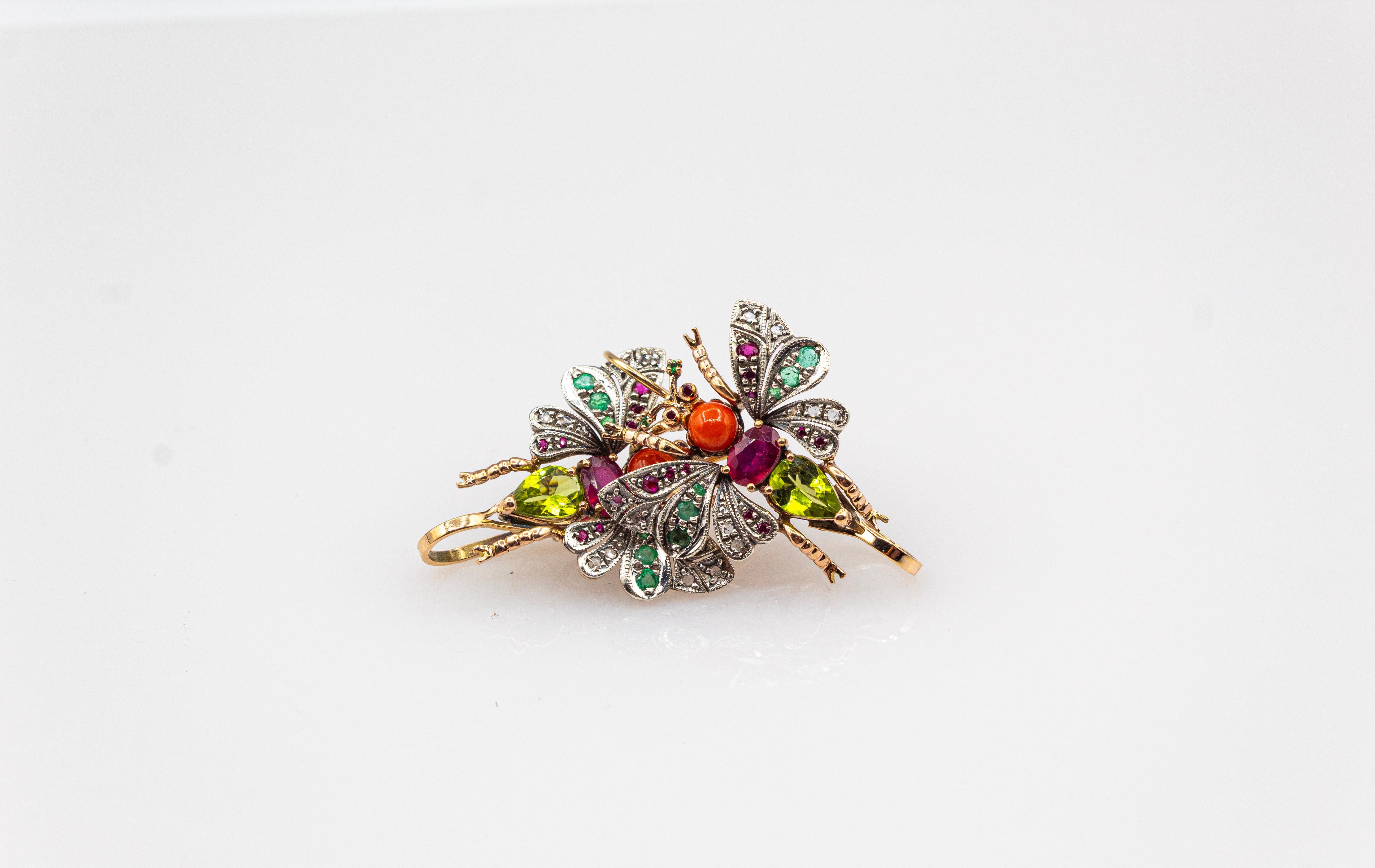 Boucles d'oreilles en or jaune avec diamant blanc, émeraude, rubis, corail rouge méditerranéen et péridot en vente 2