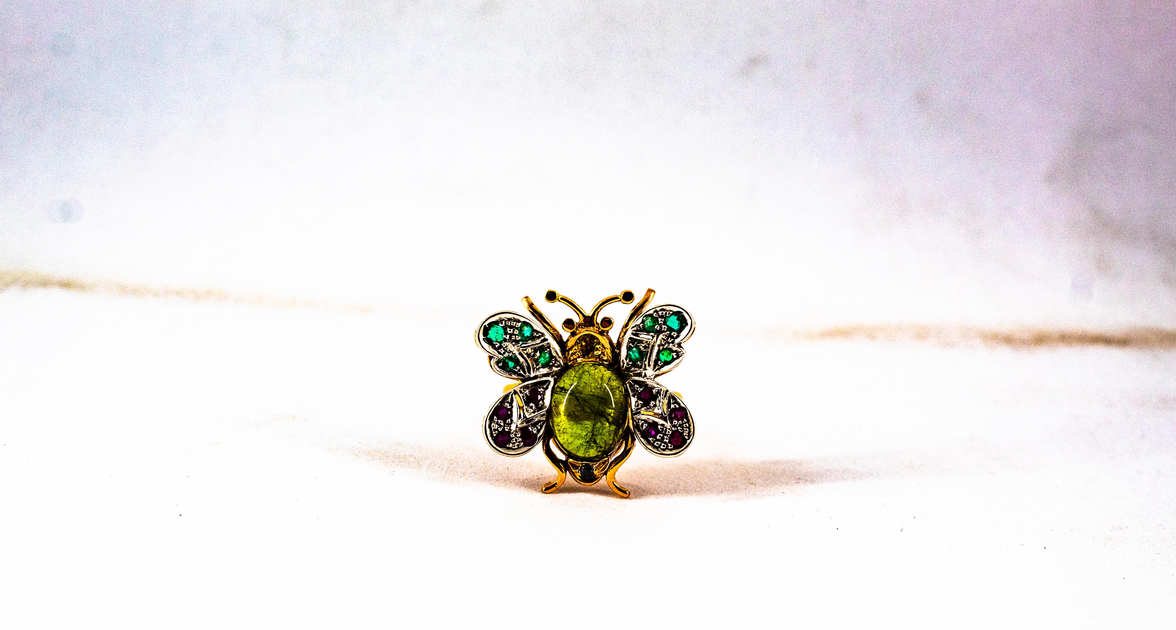Bague de cocktail en or jaune diamant blanc émeraude saphir rubis tourmaline verte en vente 6