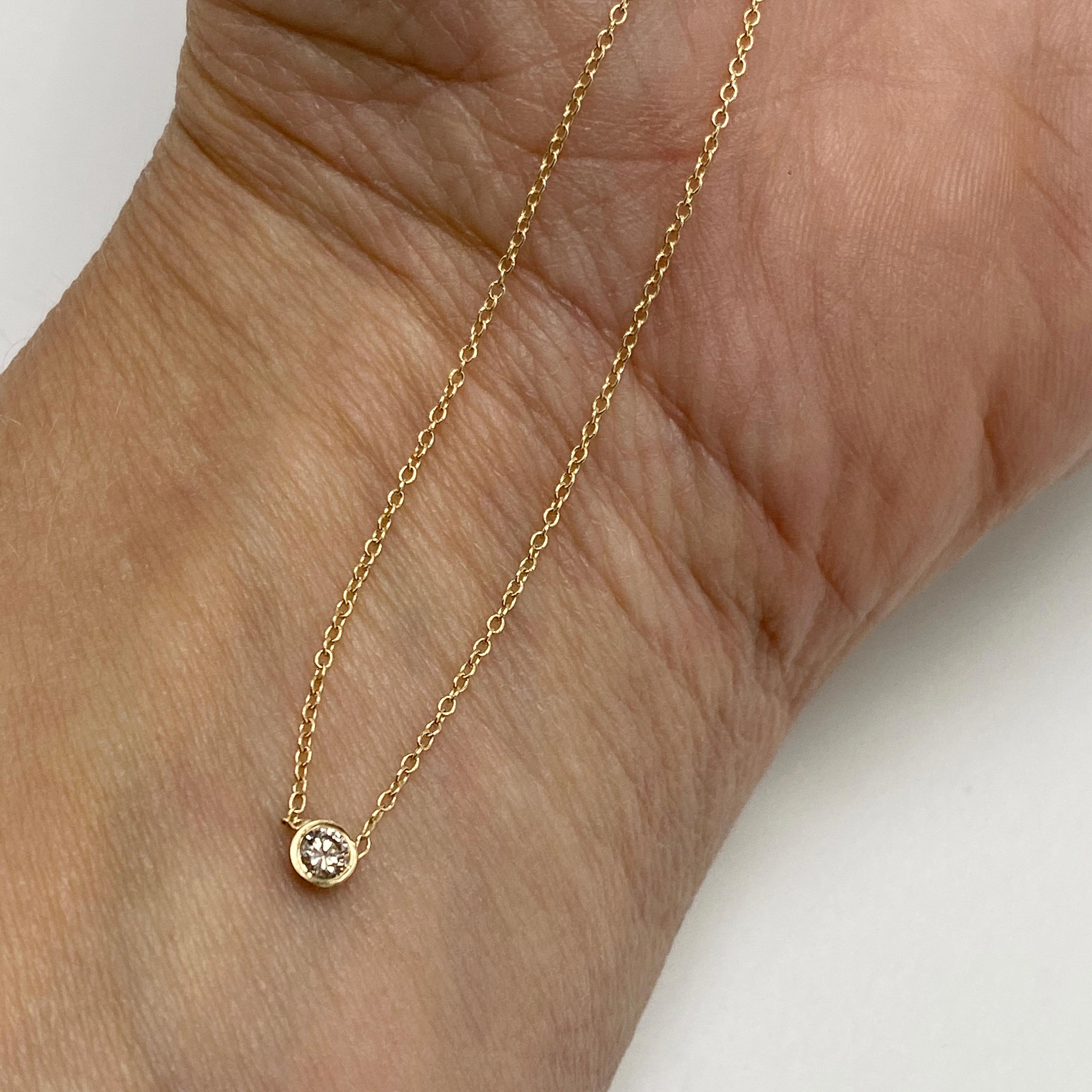 Contemporary White Diamond Gold Chain Necklace Choker For Sale