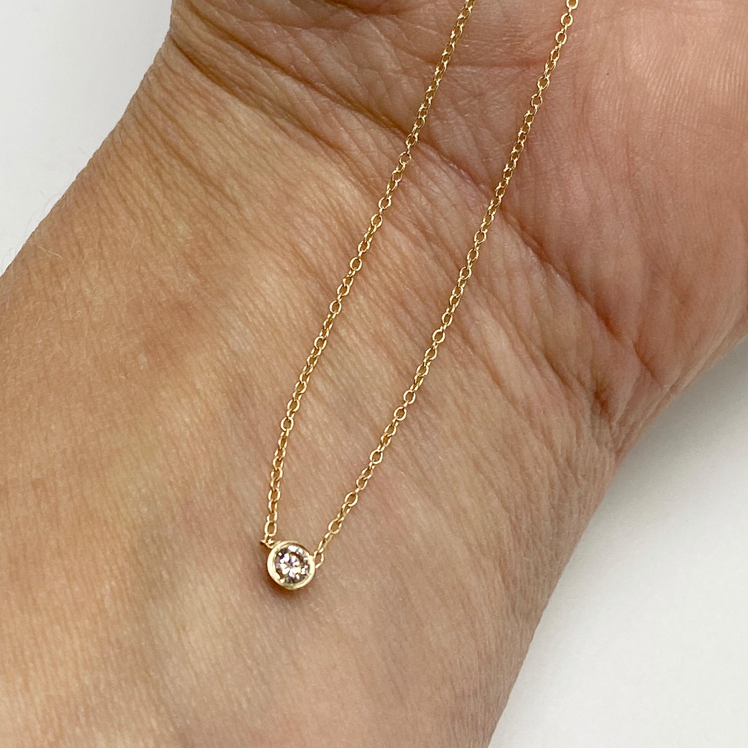 Women's White Diamond Gold Chain Necklace Choker For Sale