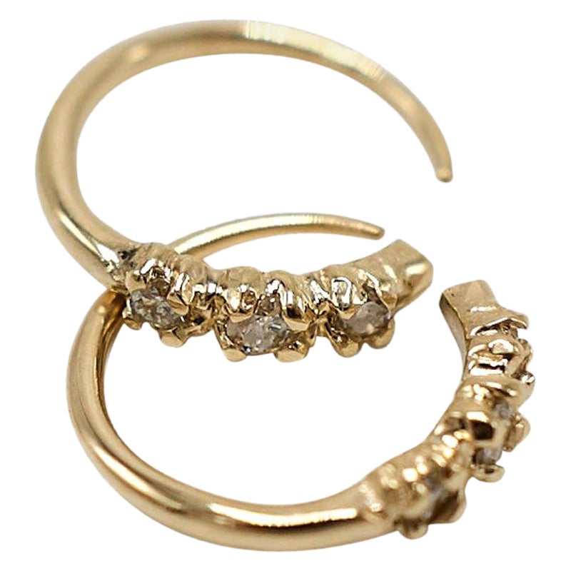 Weißer Diamant-Ohrring Huggers aus Gold  Creolen J. Dauphin