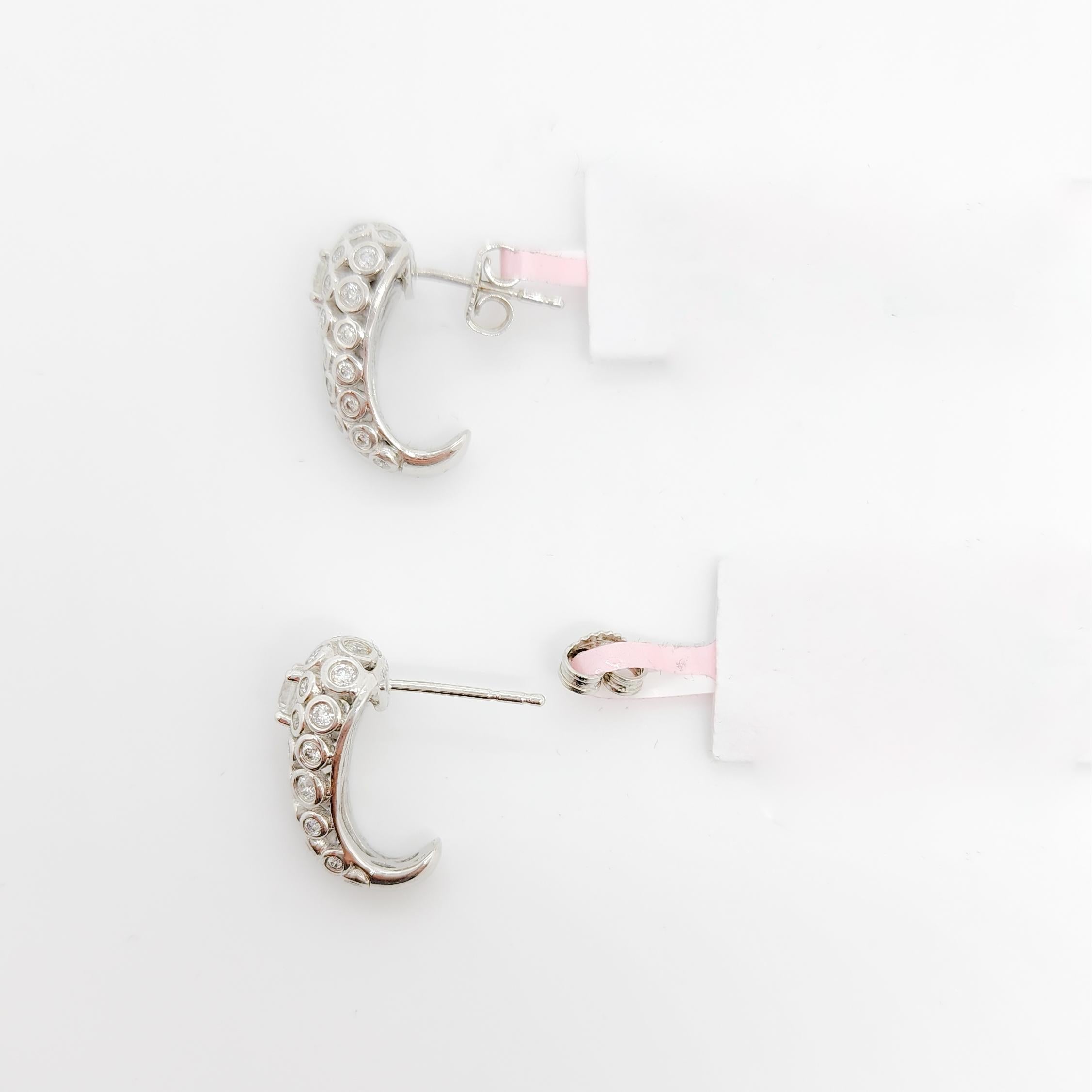 White Diamond Hook Shape Earrings in 14k White Gold For Sale 1