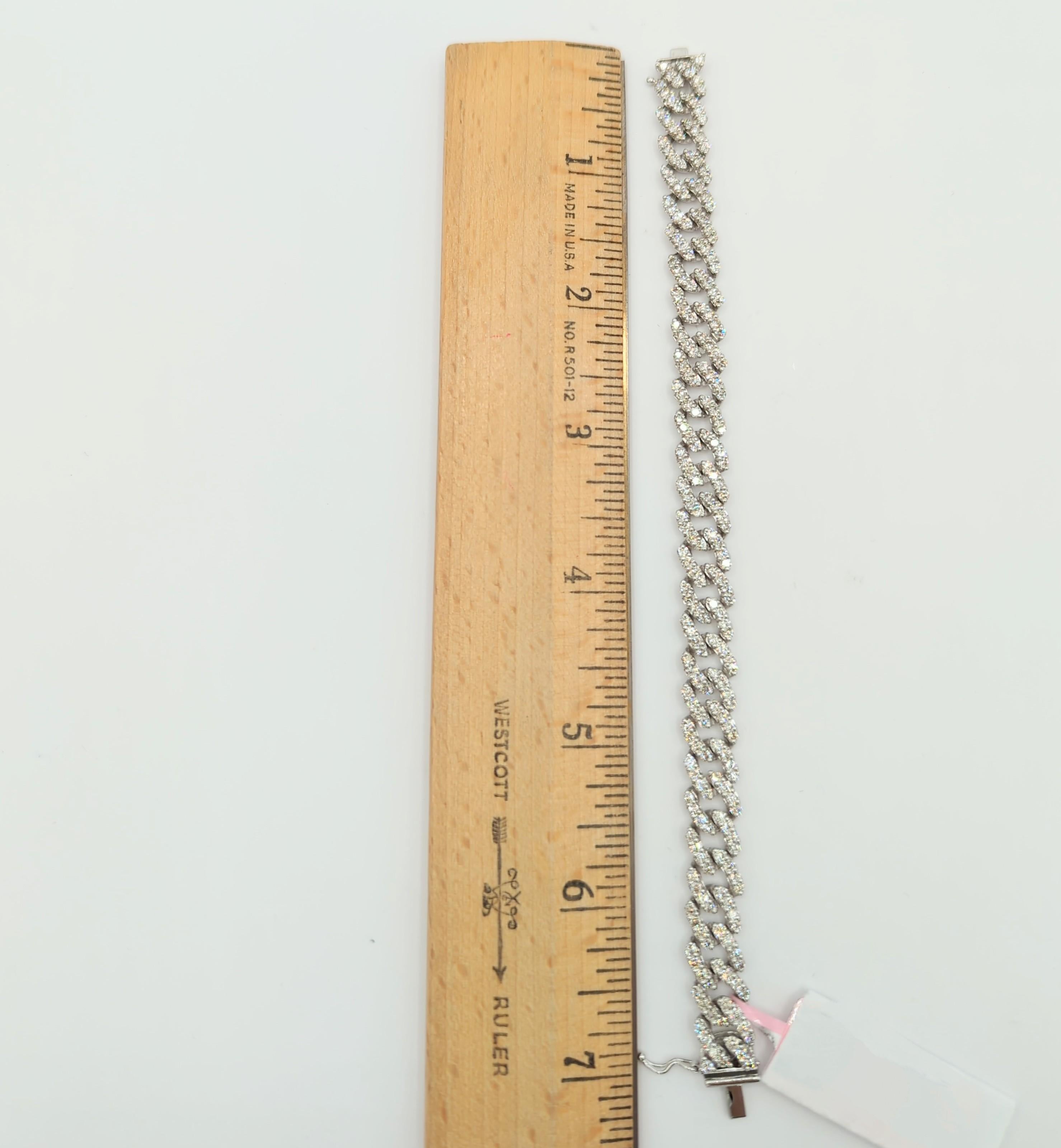 Bracciale A Link con diamanti bianchi in oro bianco 14 carati in vendita 1