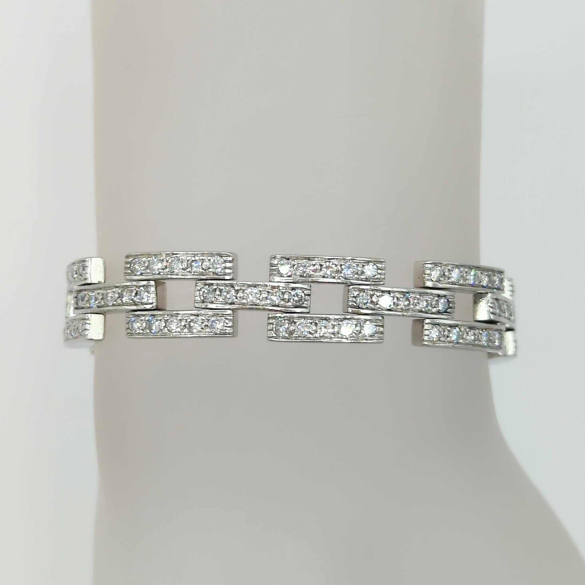 Round Cut White Diamond Link Bracelet in Platinum For Sale