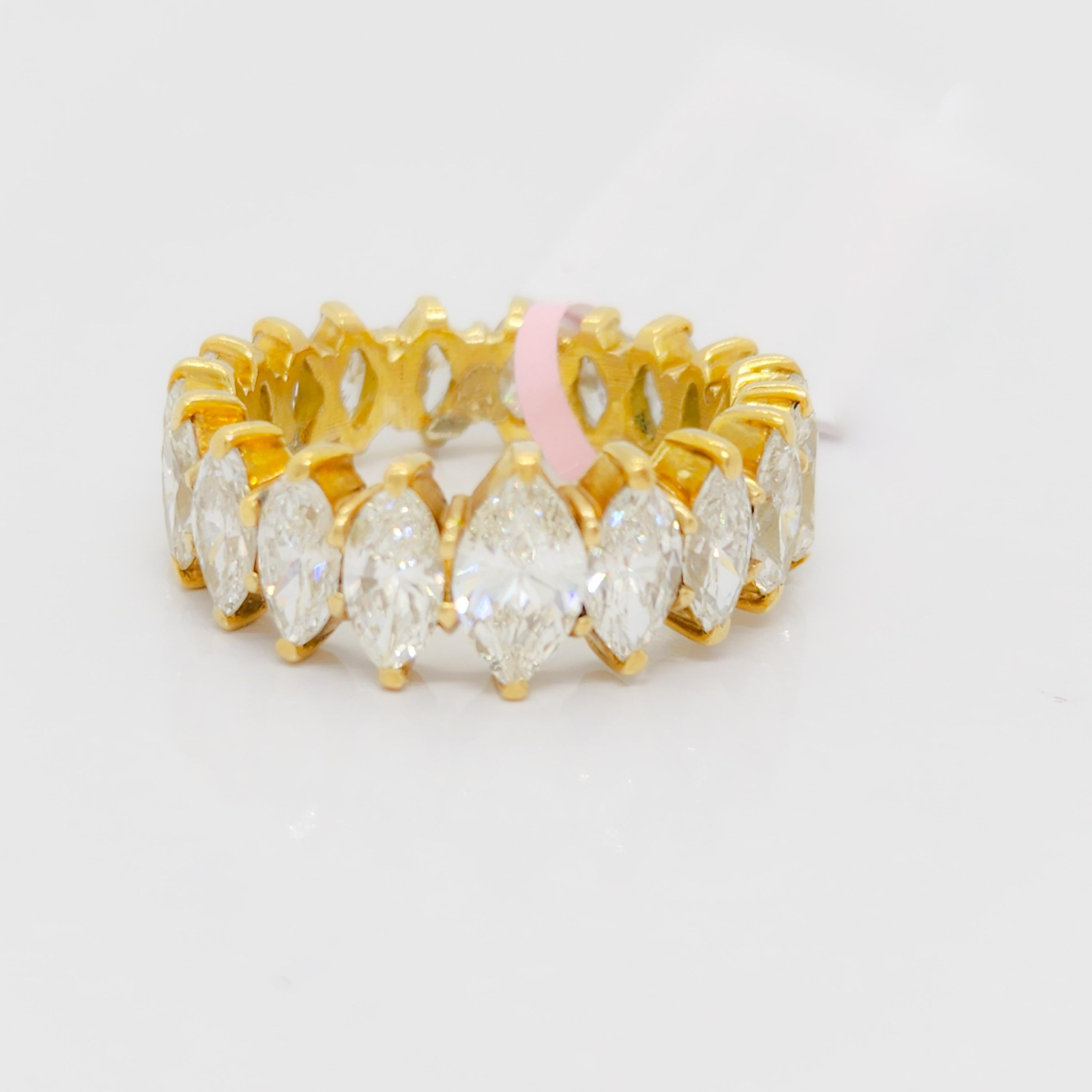 Marquise Cut White Diamond Marquise Band Ring in 18k Yellow Gold For Sale