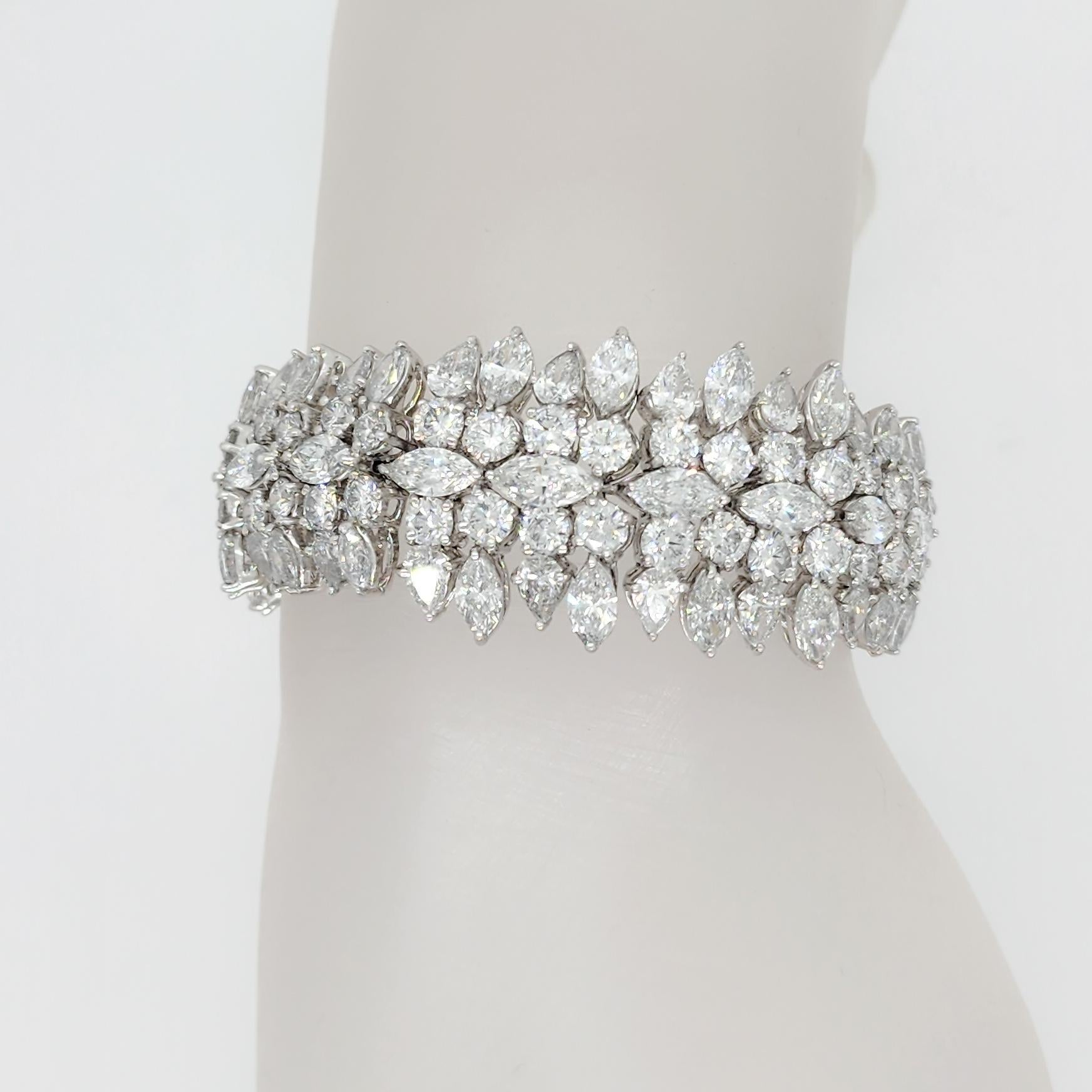 Weißes Cluster-Armband mit weißen Diamanten im Marquise-, Birnen- und Rundschliff für Damen oder Herren