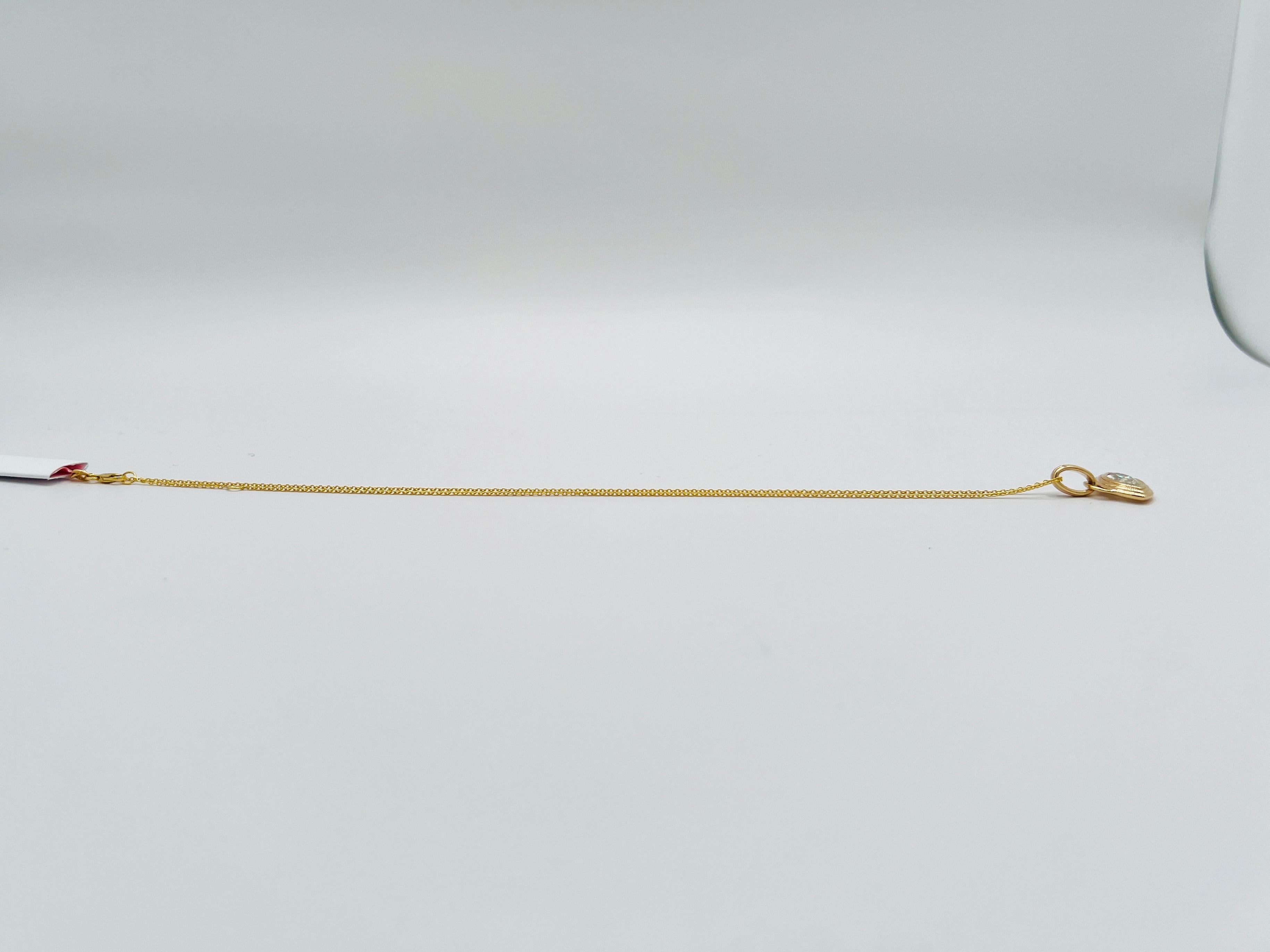 Colgante Marquesa de Diamante Blanco en Oro Amarillo de 18 K en venta 9