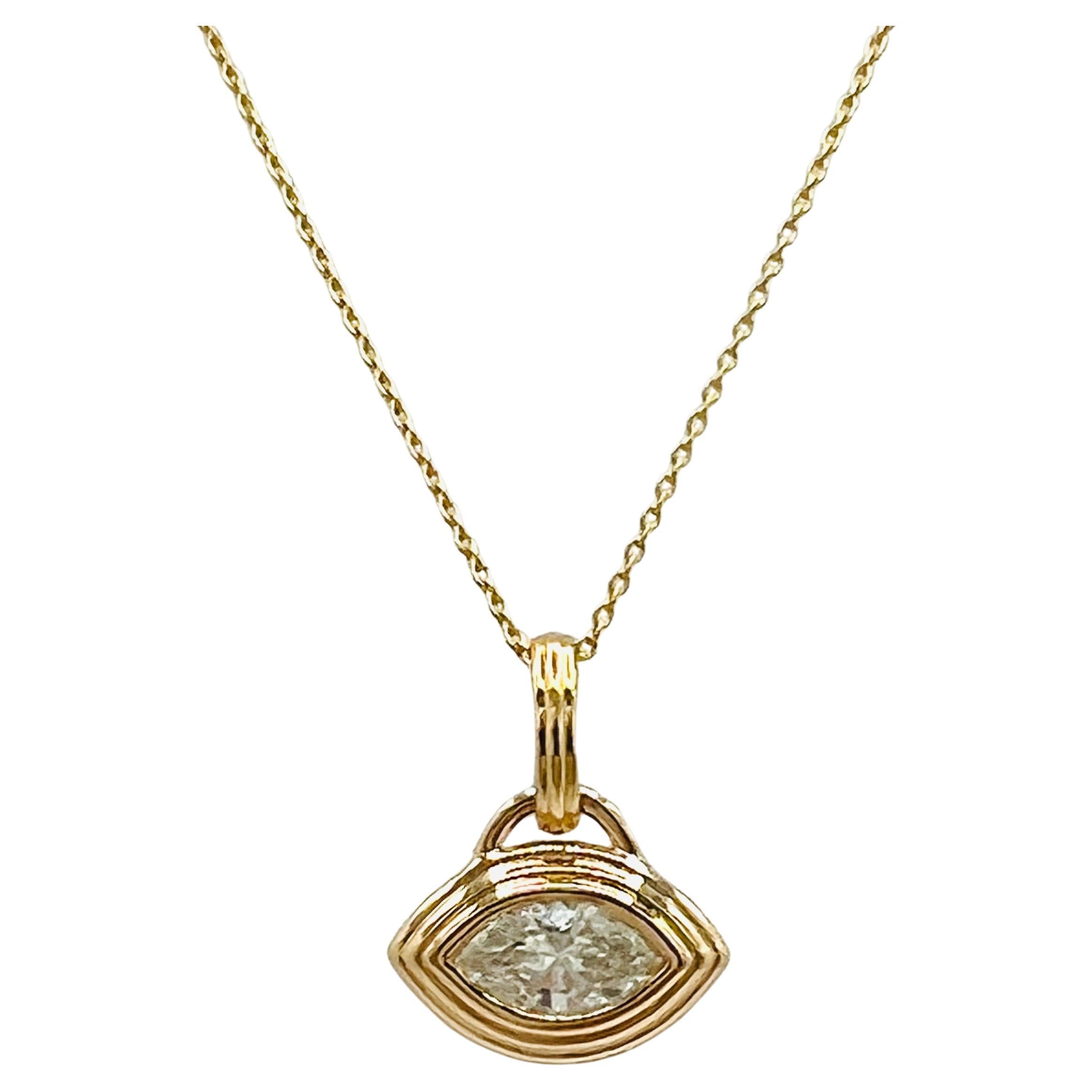 Colgante Marquesa de Diamante Blanco en Oro Amarillo de 18 K en venta