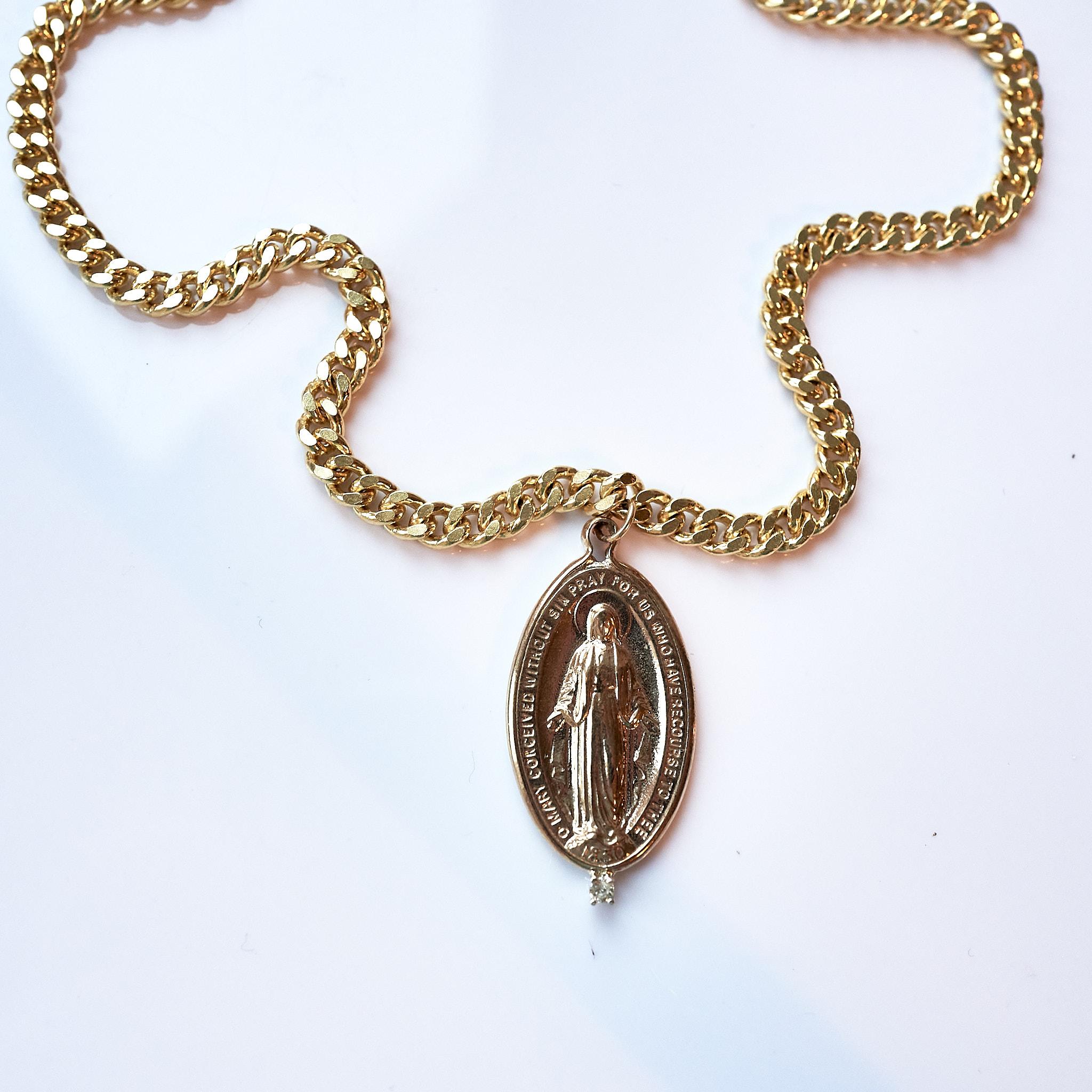 White Diamond Medal Virgin Mary Oval Medal Chain Necklace J Dauphin In New Condition For Sale In Los Angeles, CA