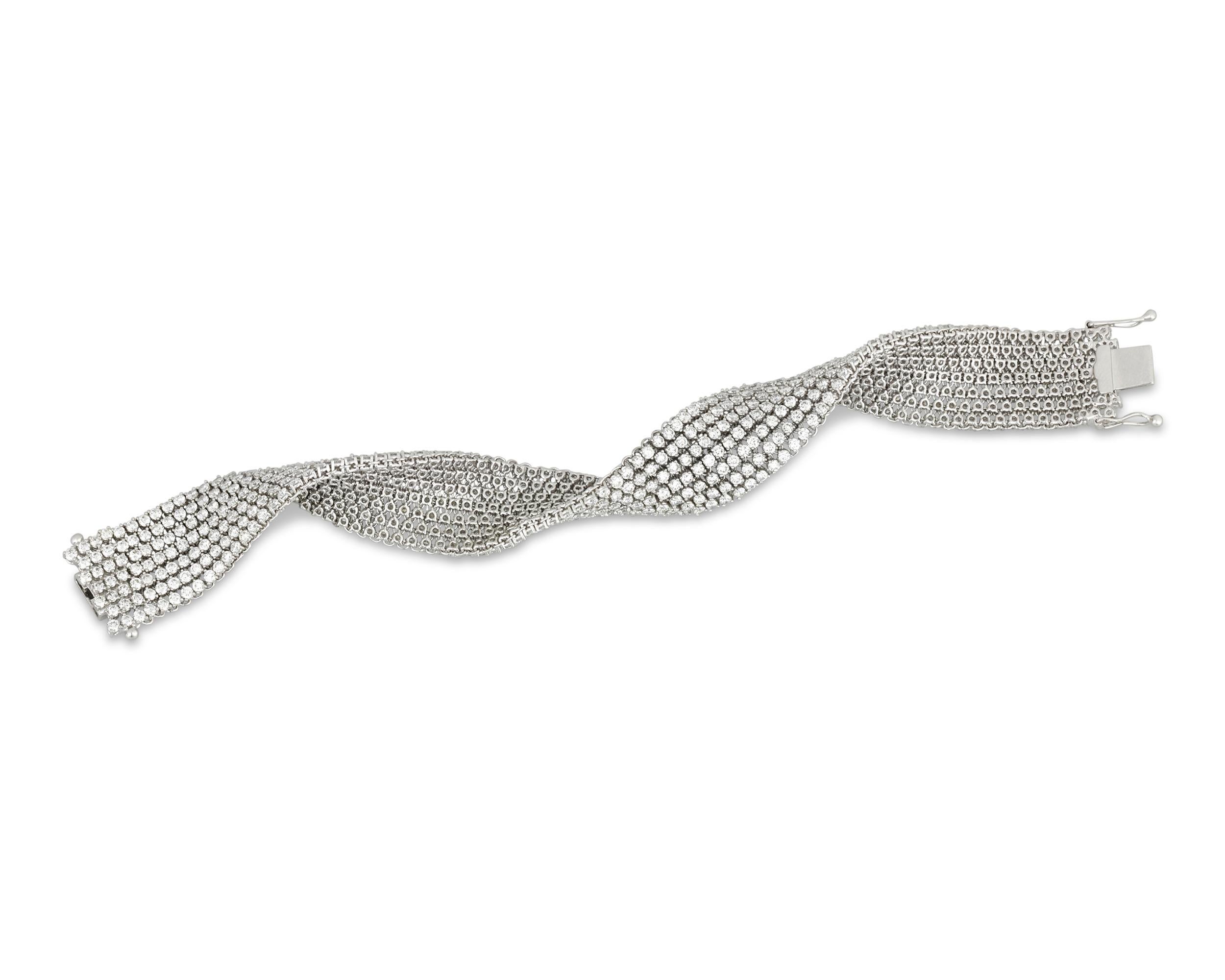 Modern White Diamond Mesh Bracelet, 15.18 Carat