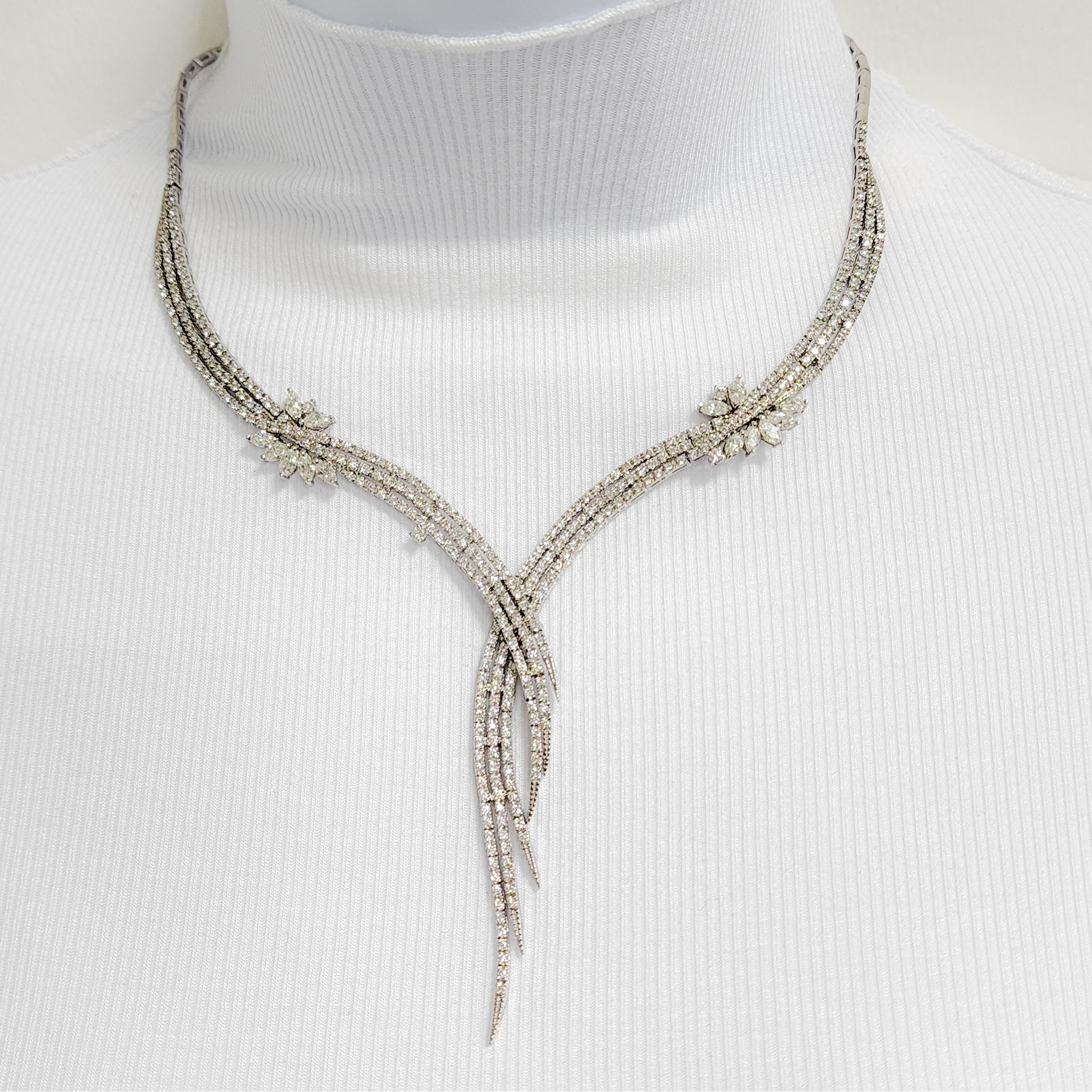 Women's or Men's White Diamond Necklace in 14k White Gold For Sale