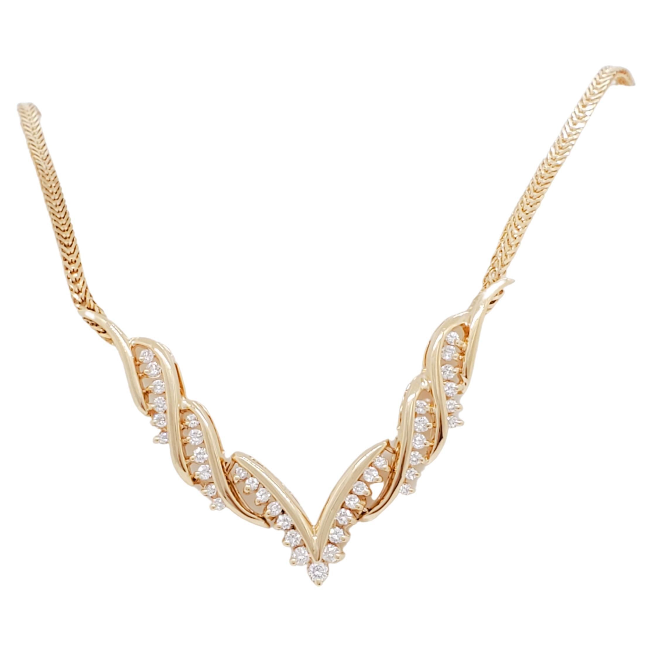 White Diamond Necklace in 14k Yellow Gold For Sale