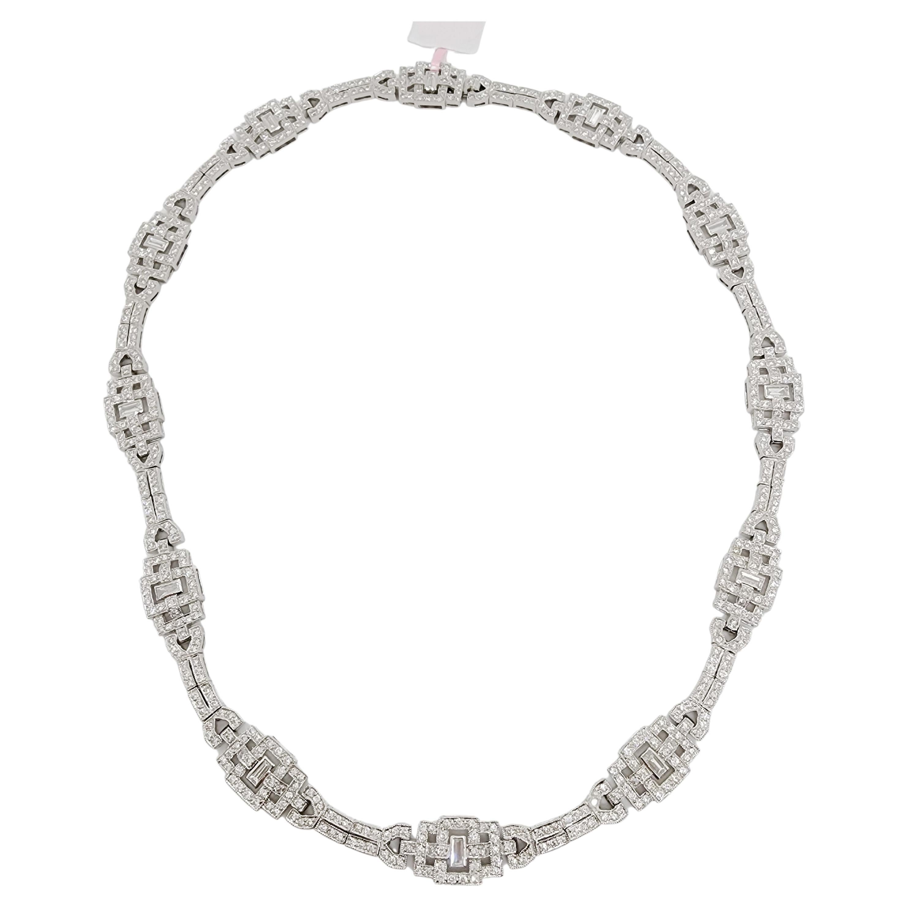 White Diamond Pave Necklace in 18k White Gold For Sale at 1stDibs