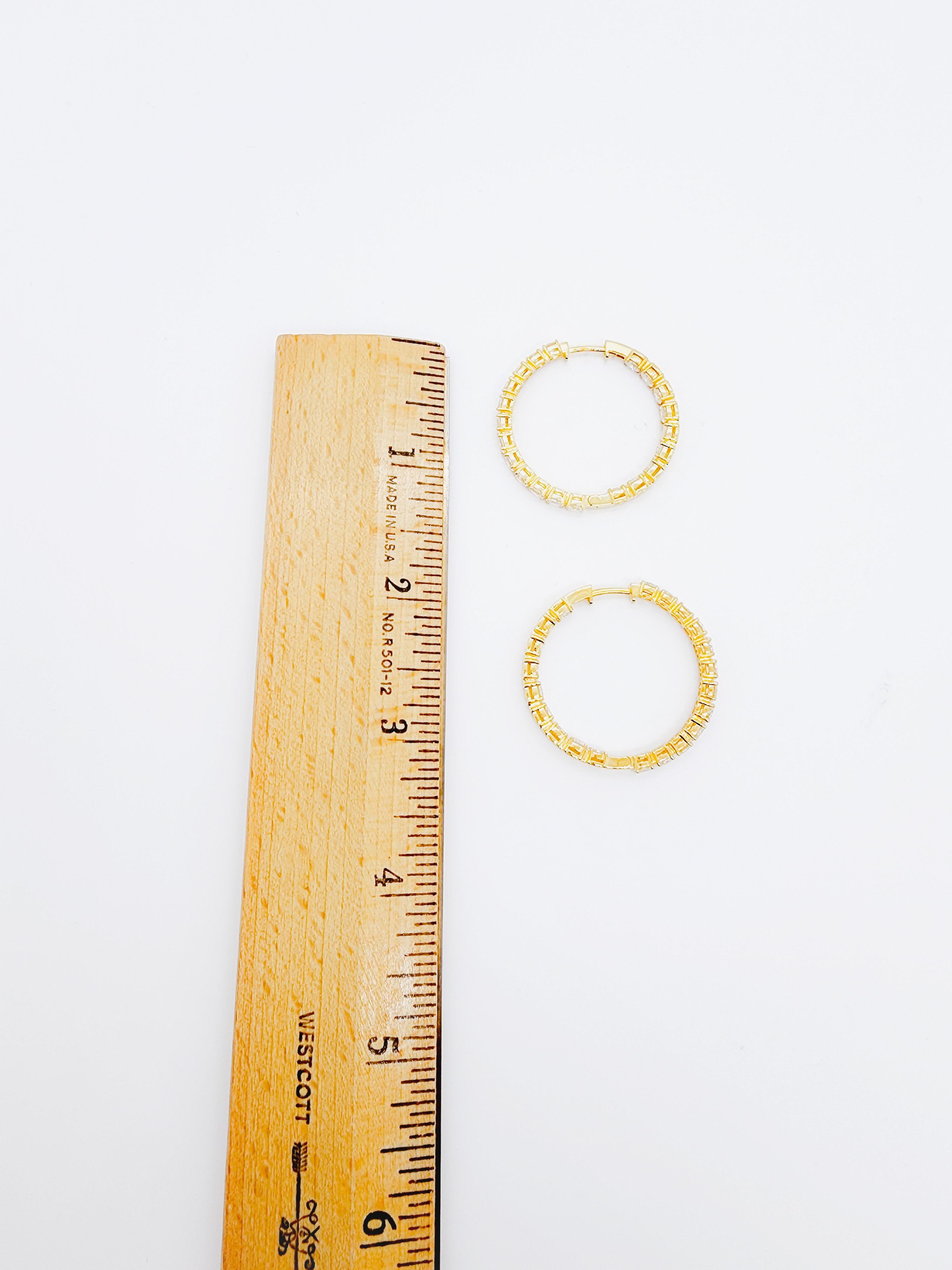 White Diamond Oval Hoop Earrings in 18k Yellow Gold For Sale 1