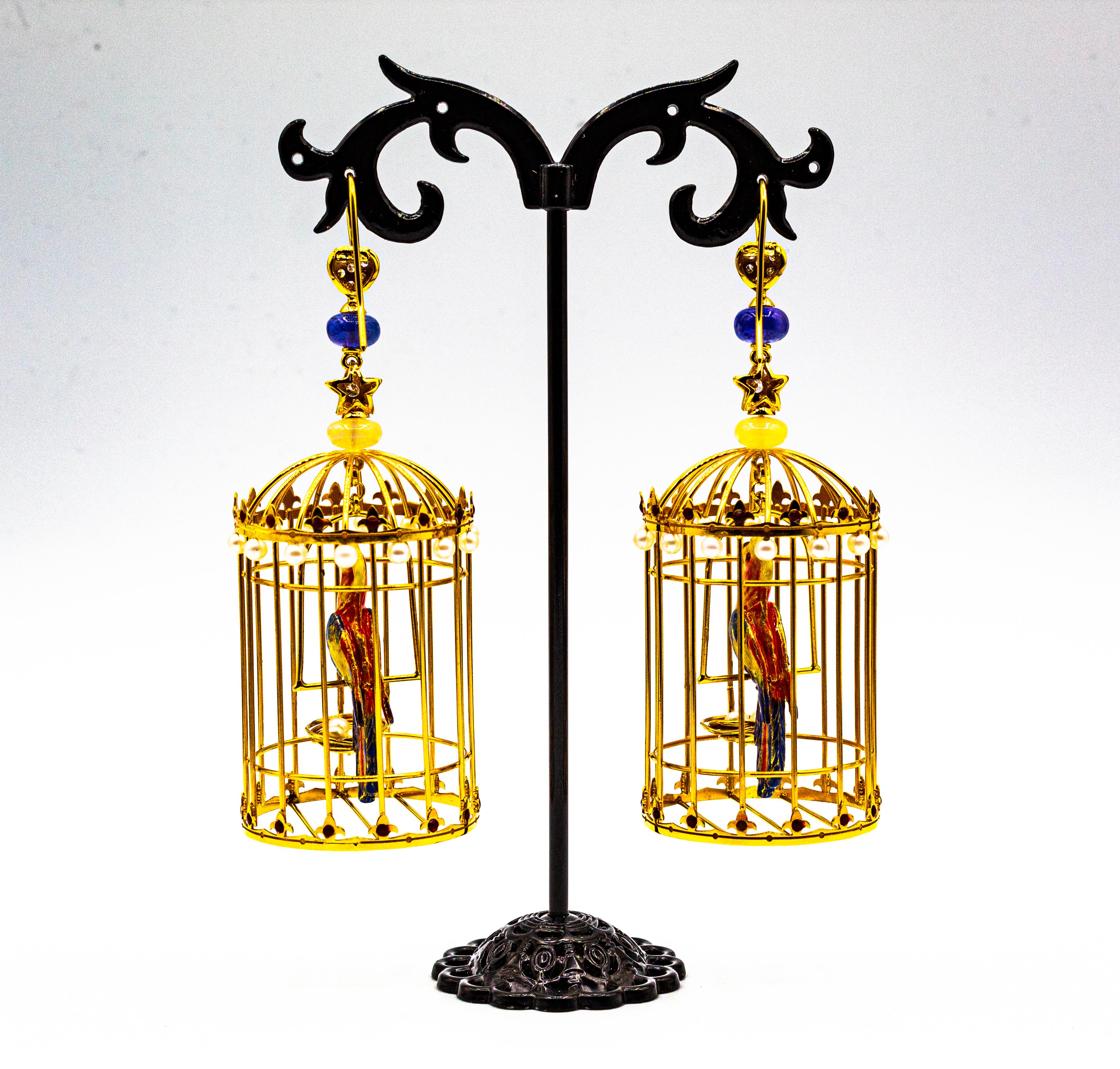 Ohrringe „Birdcage“ mit weißem Diamant, Perle, Tansanit, Opal und Emaille aus Gelbgold im Angebot 5
