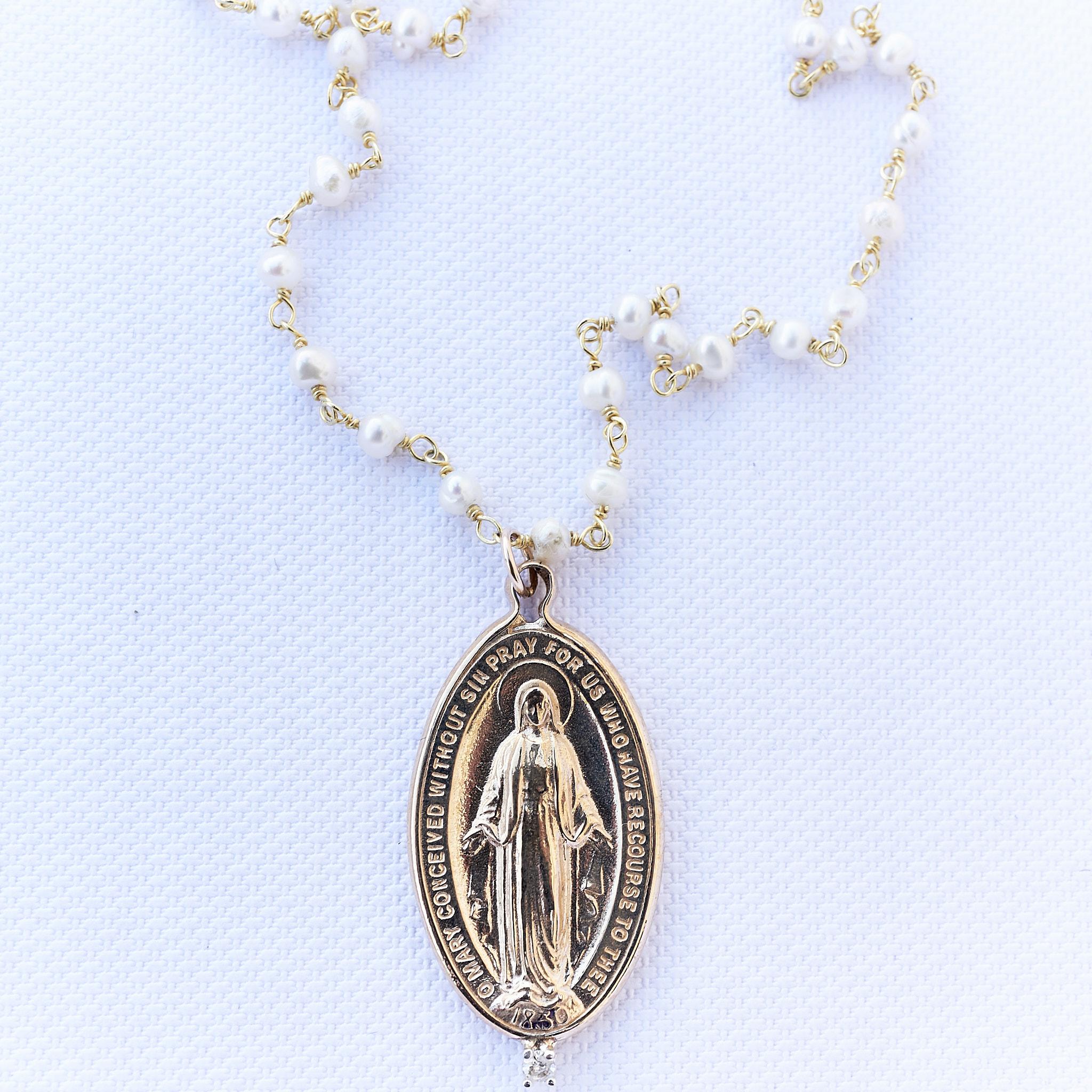 Round Cut White Diamond Pearl Virgin Mary Medal Beaded Chain Necklace J Dauphin For Sale