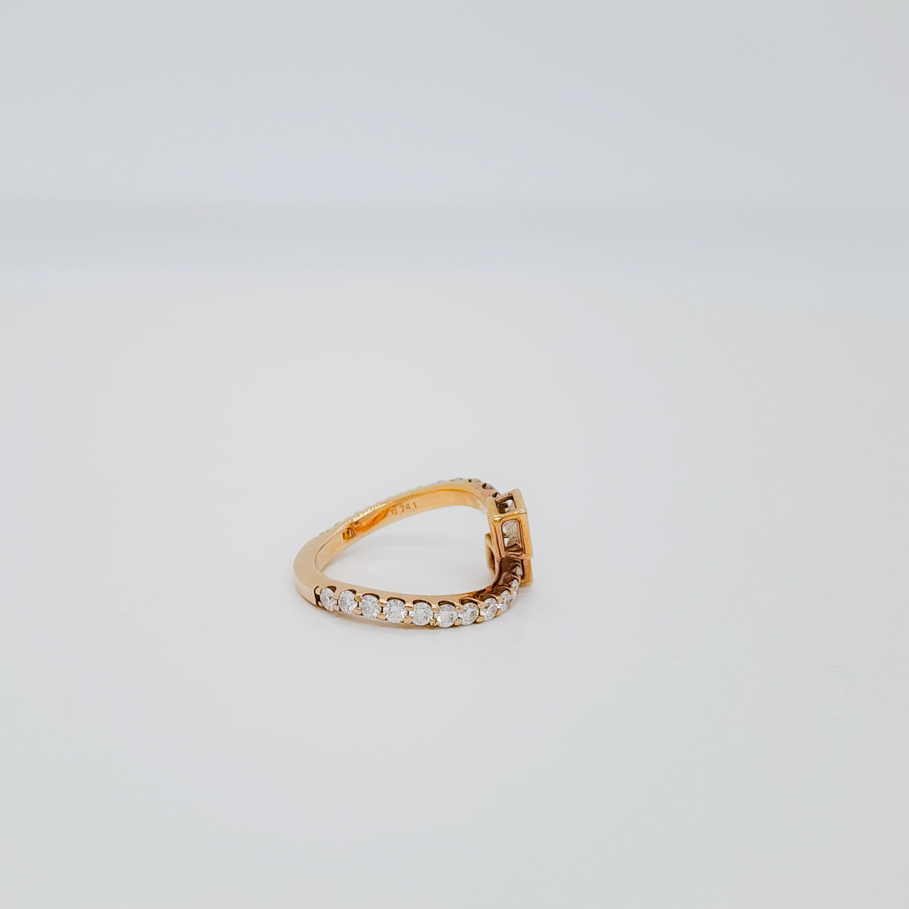 White Diamond Princess Cuts and Rounds Bypass Ring in 18k Rose Gold For Sale 1
