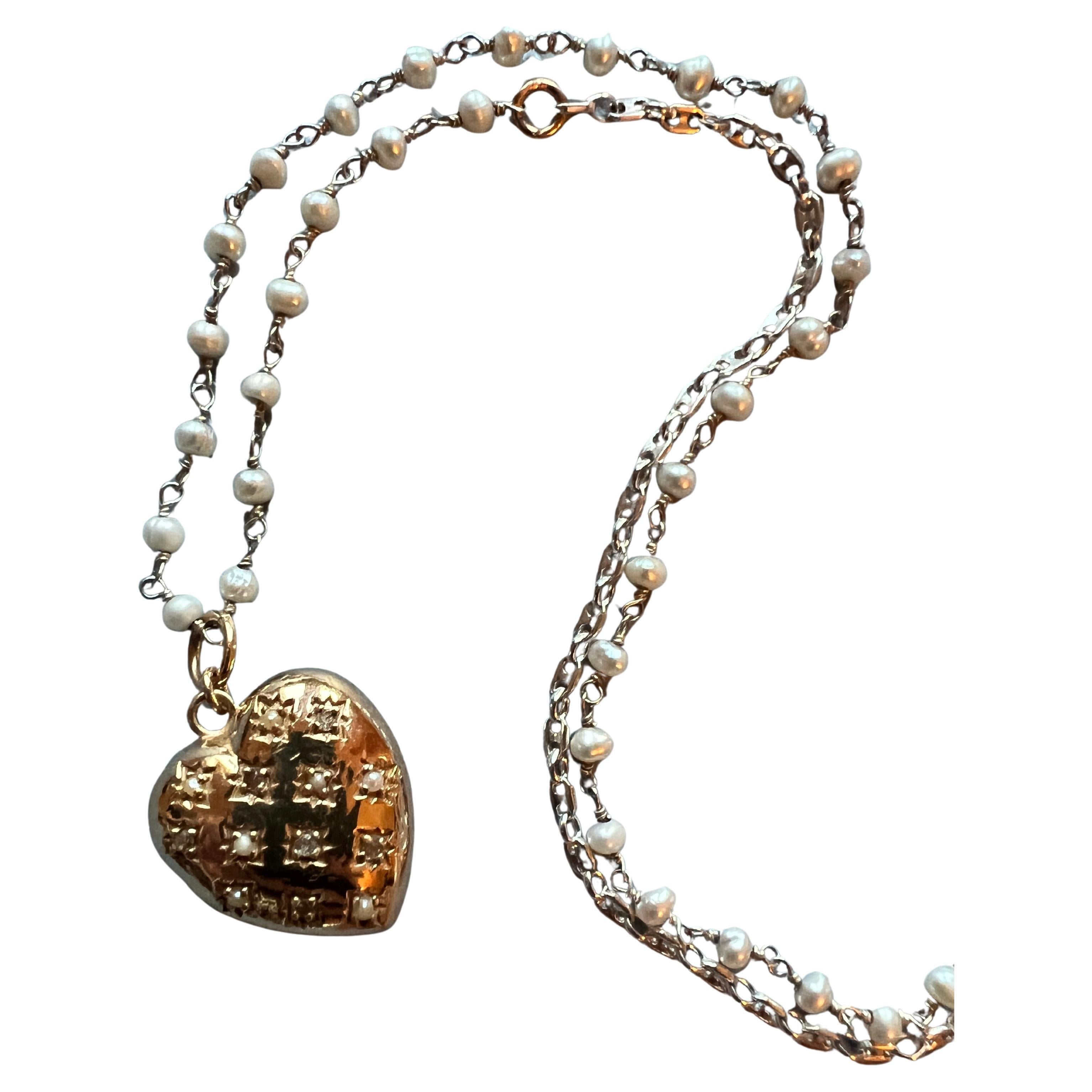 White Diamond Puffy Heart Necklace White Pearl Victorian Style In New Condition For Sale In Los Angeles, CA