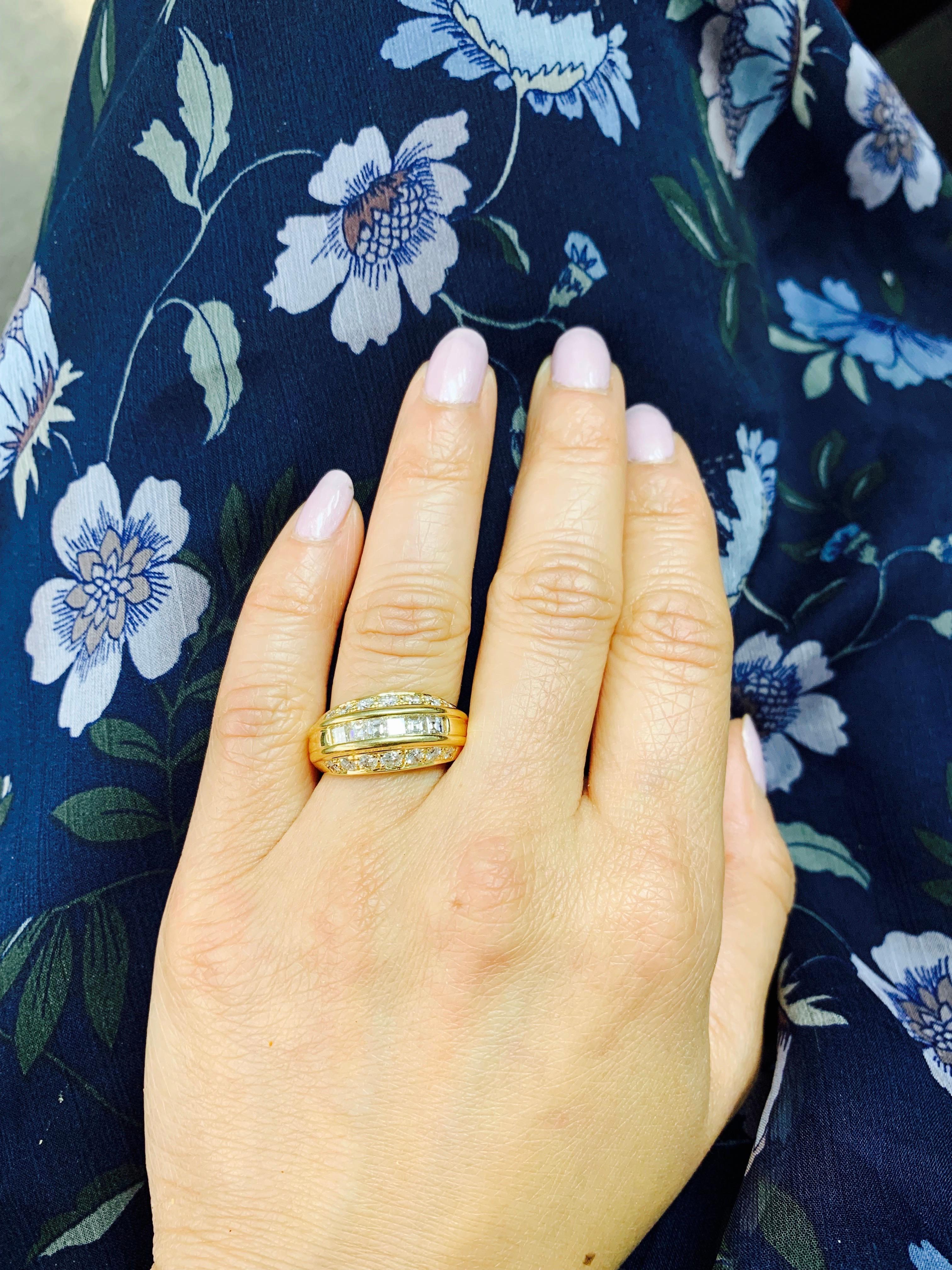 White Diamond Ring in 18 Karat Yellow Gold For Sale 5