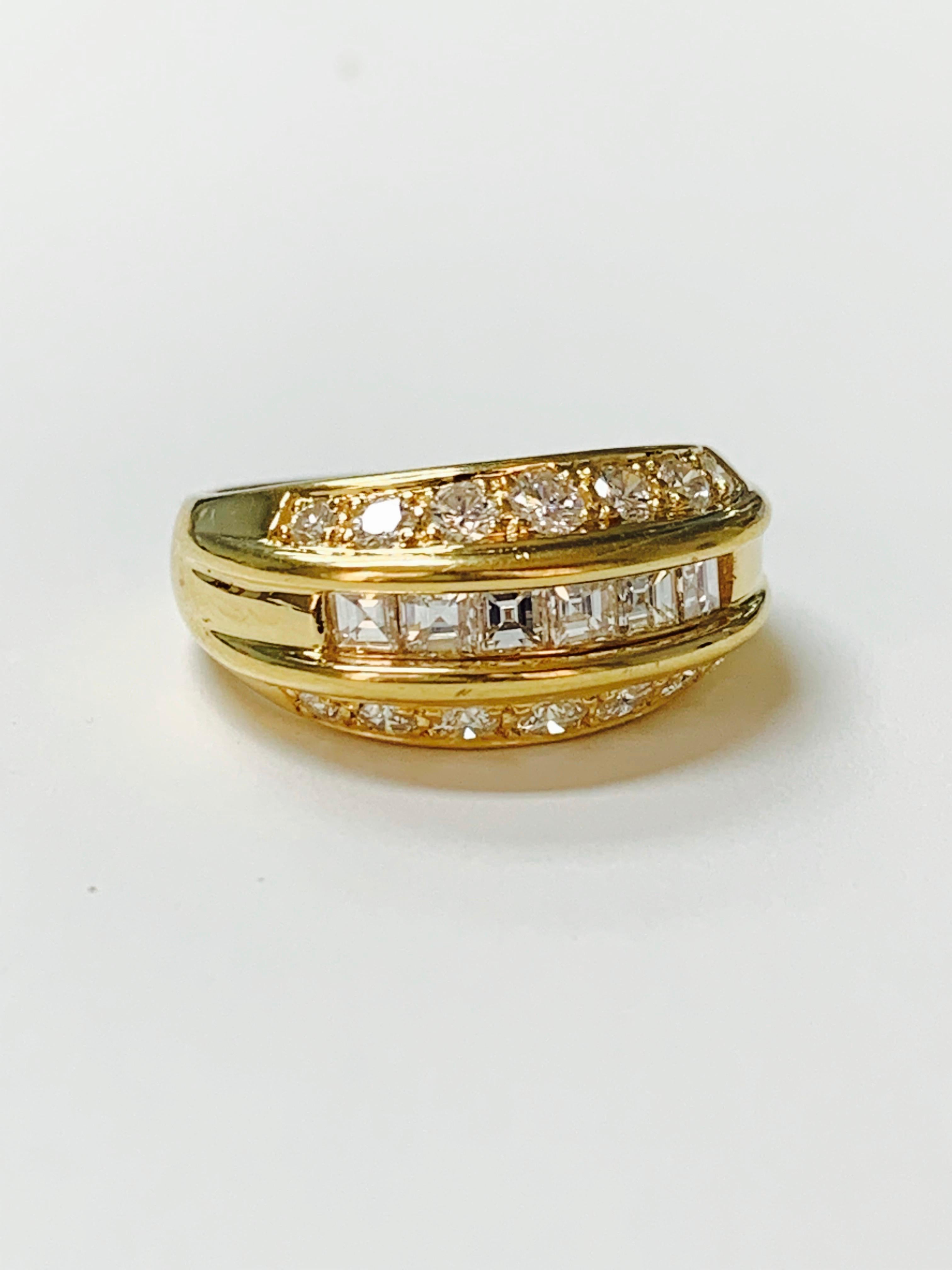 White Diamond Ring in 18 Karat Yellow Gold For Sale 3