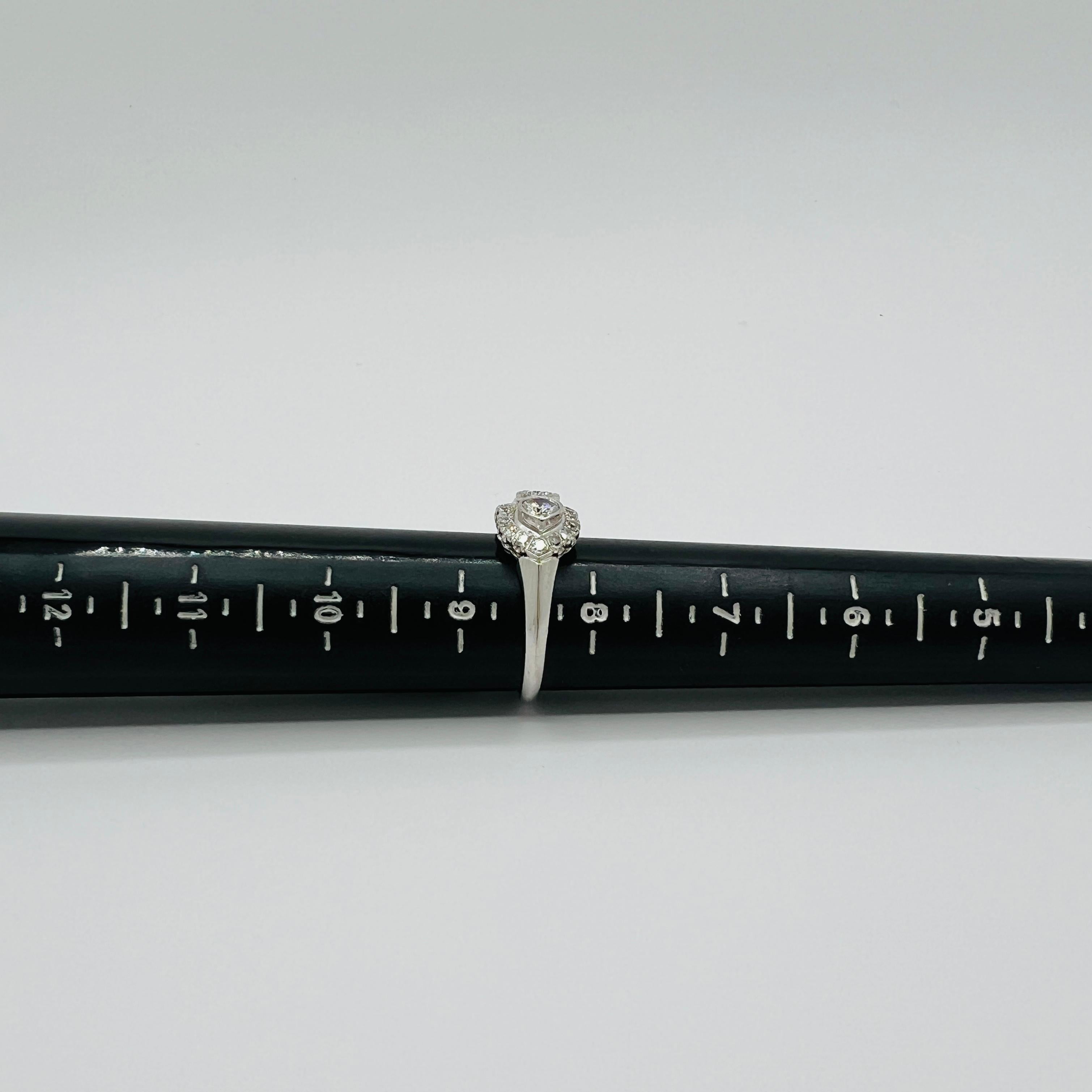 White Diamond Ring in Platinum For Sale 3