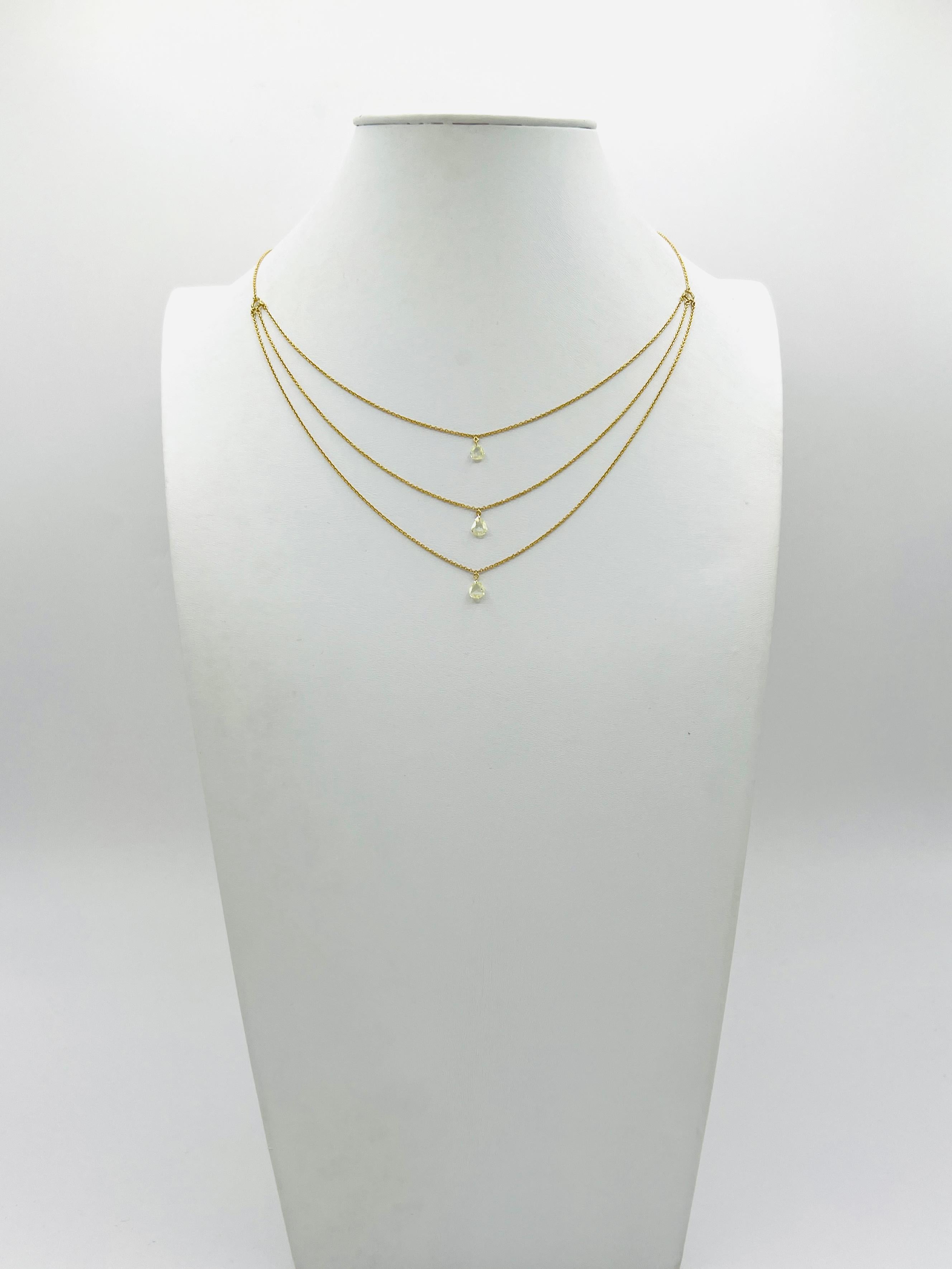 Collier à 3 couches en or jaune 18 carats avec diamants blancs taille poire rose Neuf - En vente à Los Angeles, CA