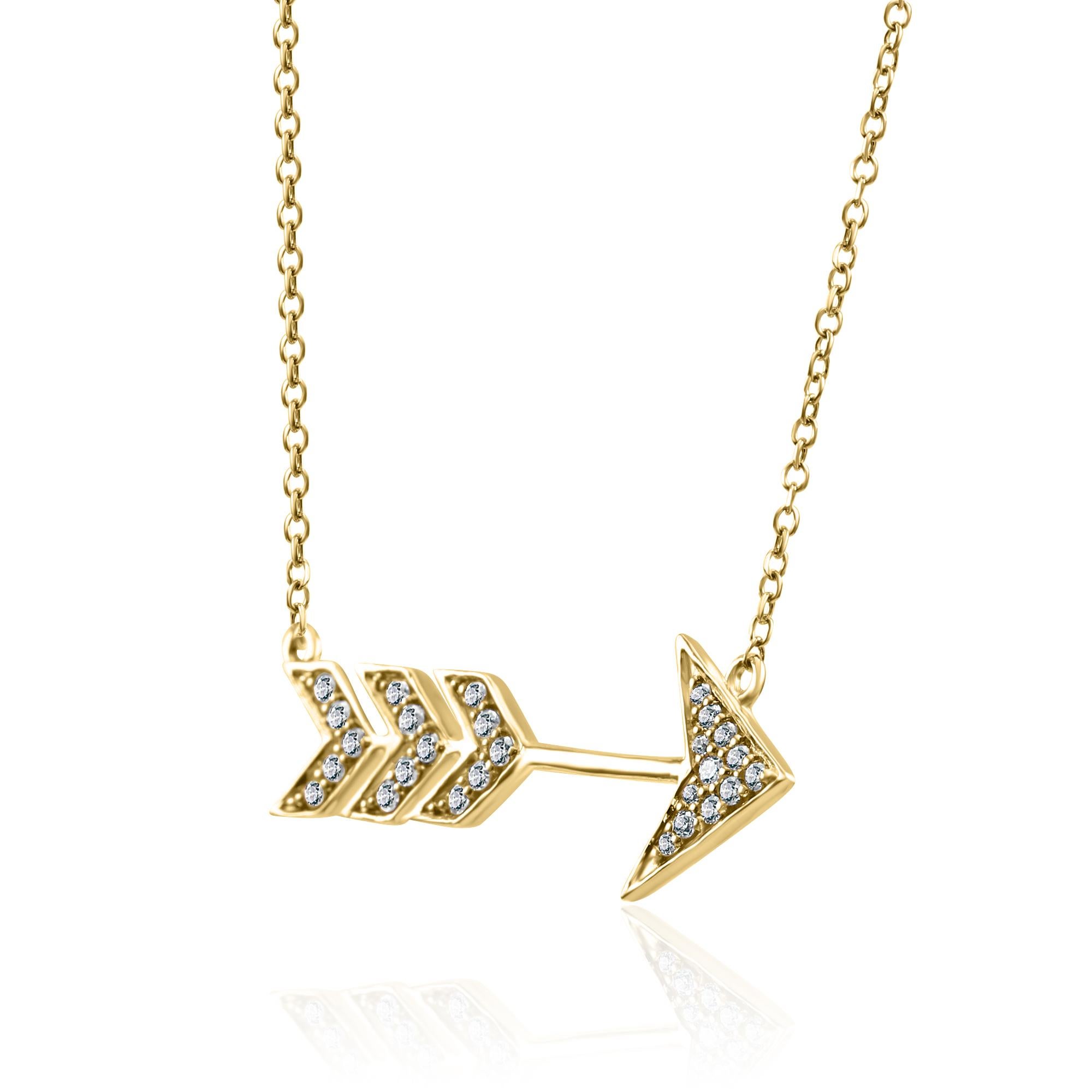 Modern White Diamond Round 14K Yellow Gold Arrow Shaped Fashion Pendent Chain Necklace  For Sale