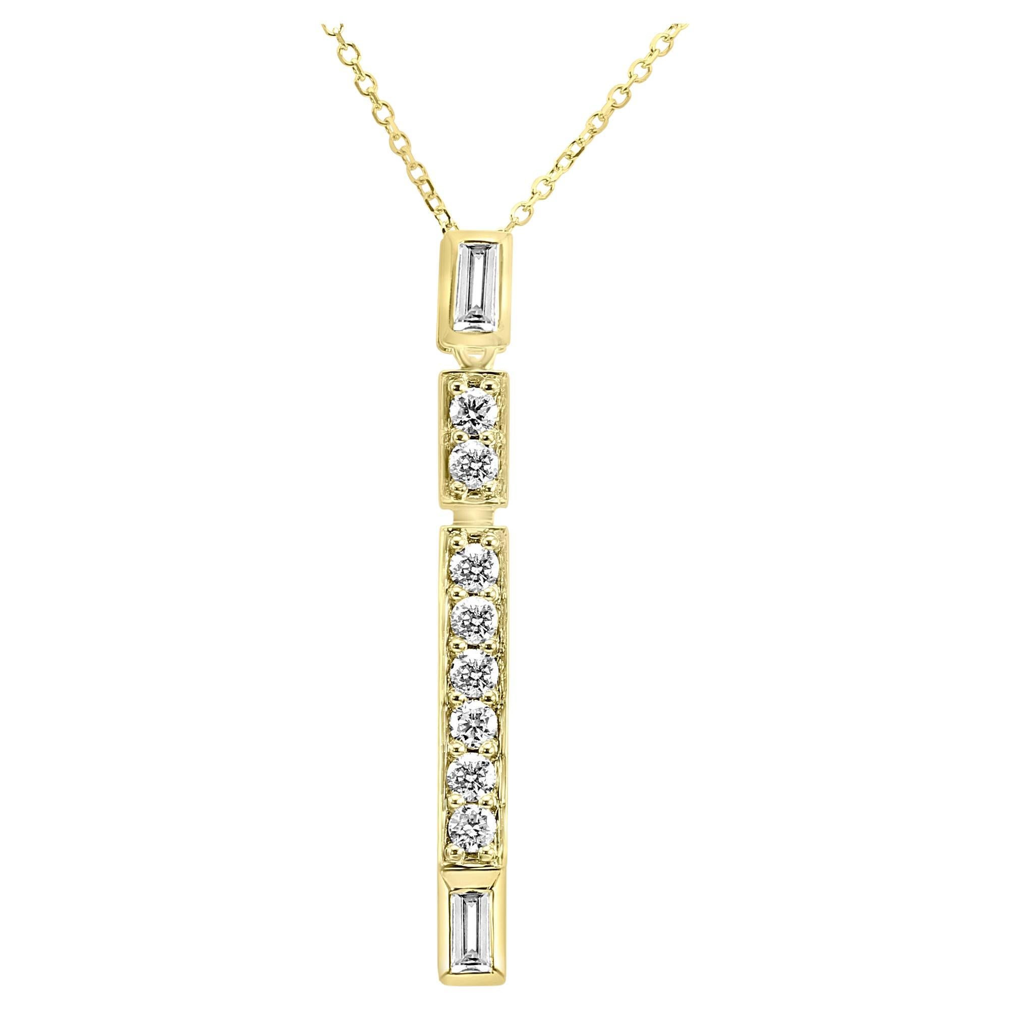 White Diamond Round 14K Yellow Gold Fancy Fashion Drop Chain Pendent Necklace  For Sale