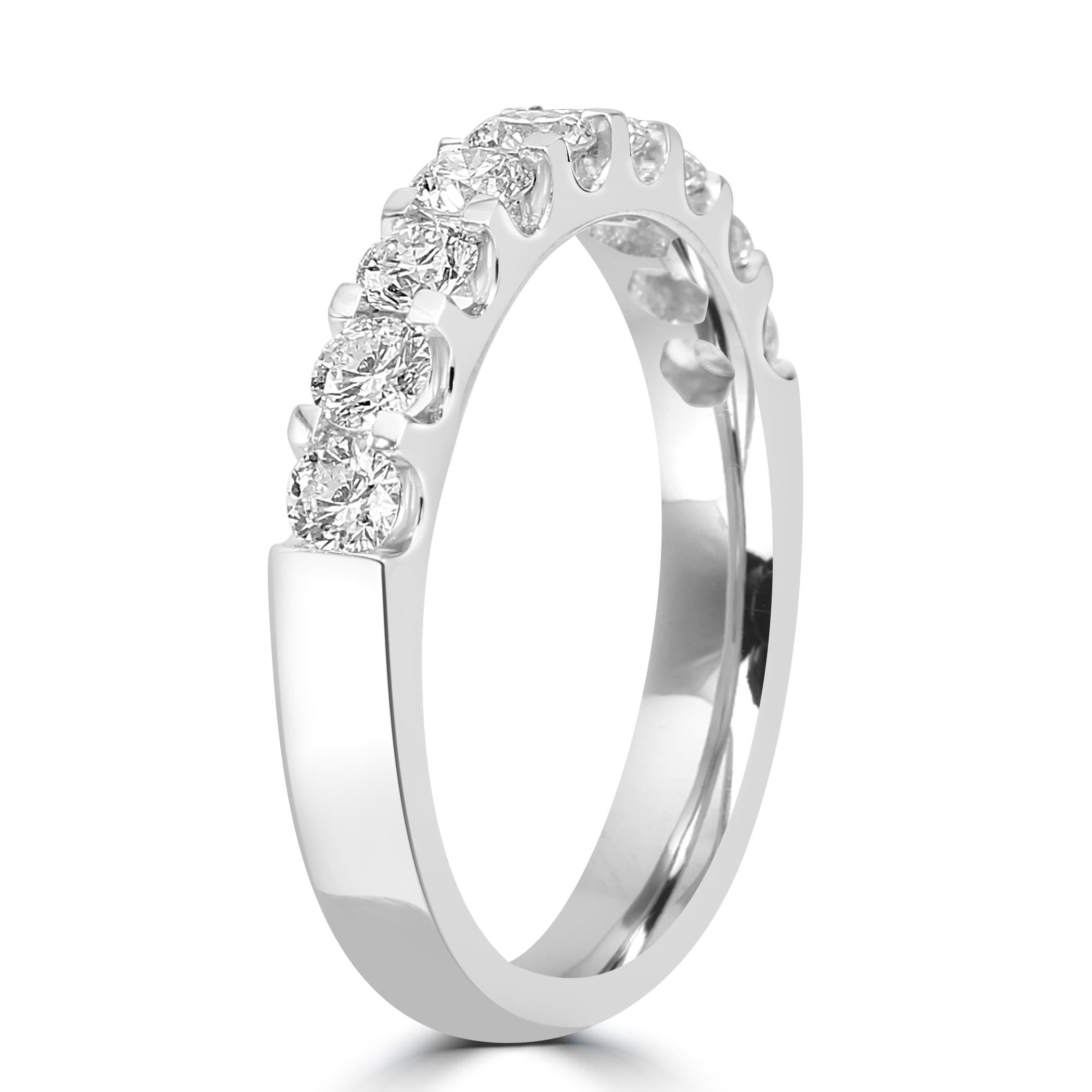 White Diamond Round 18 Karat White Gold 9-Stone Engagement Band Fashion Ring In New Condition For Sale In New York, NY