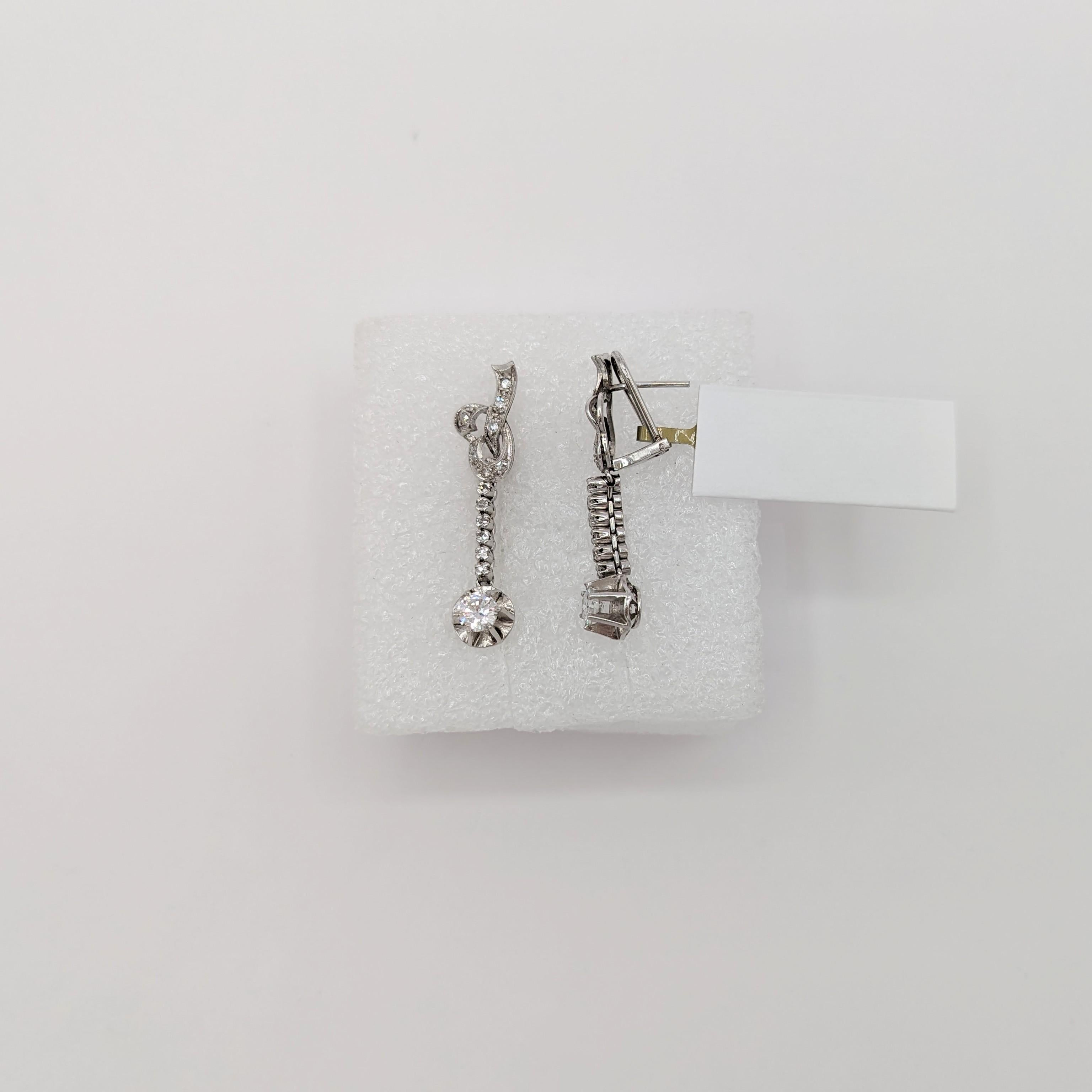 Women's or Men's White Diamond Round 1950's Dangle Earrings in 18K White Gold For Sale