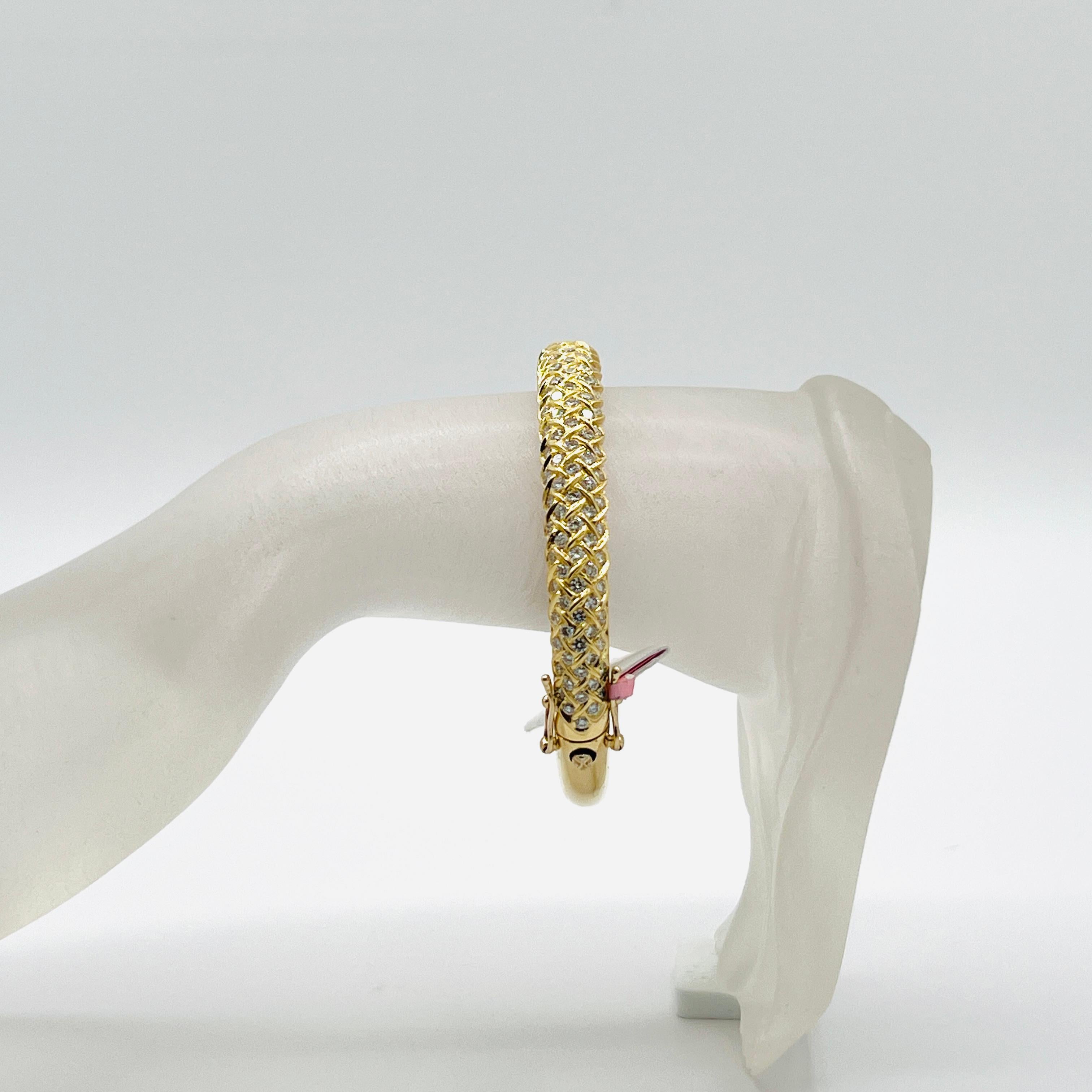 Bracelet en or jaune 18 carats avec diamant blanc rond Neuf - En vente à Los Angeles, CA