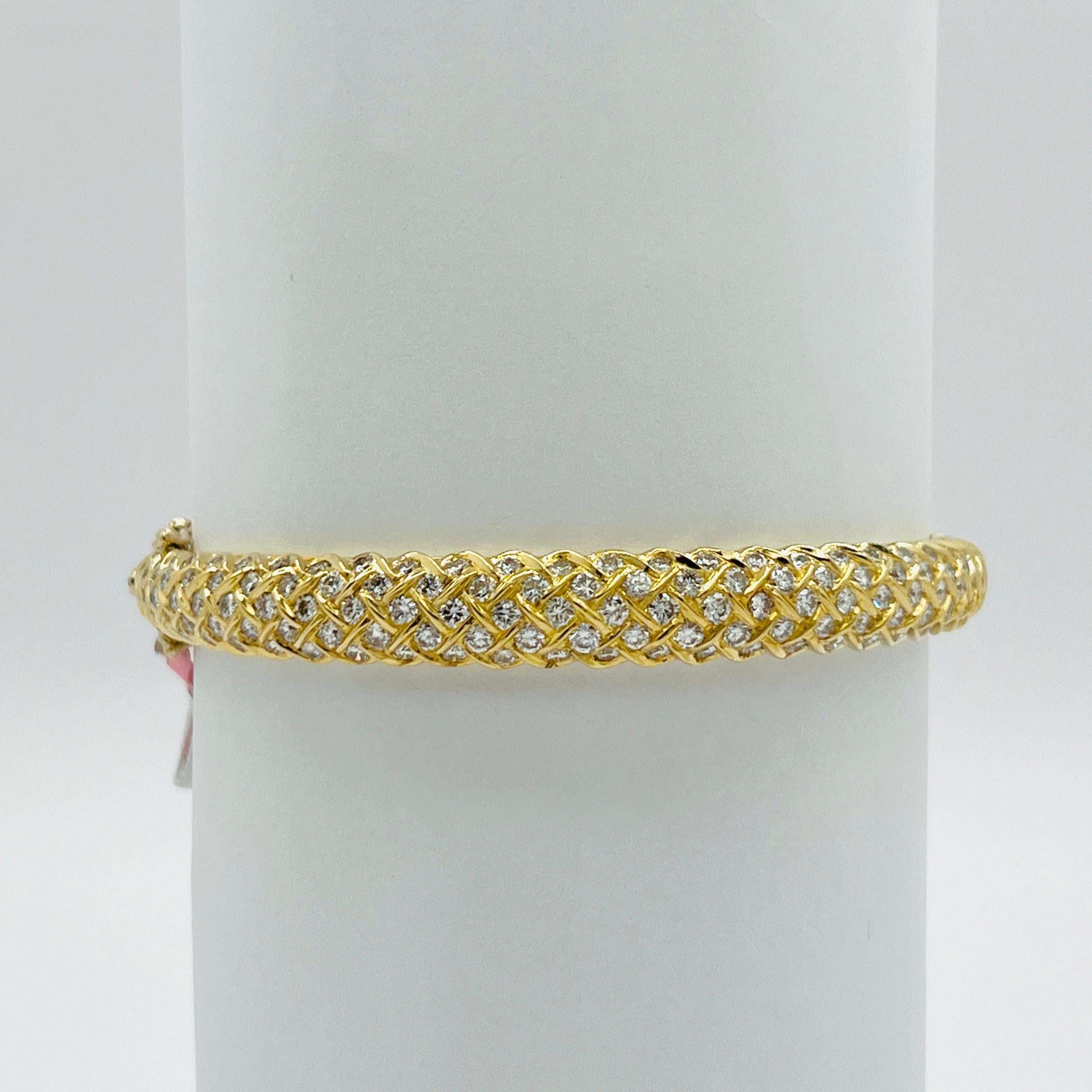 Bracelet en or jaune 18 carats avec diamant blanc rond Unisexe en vente