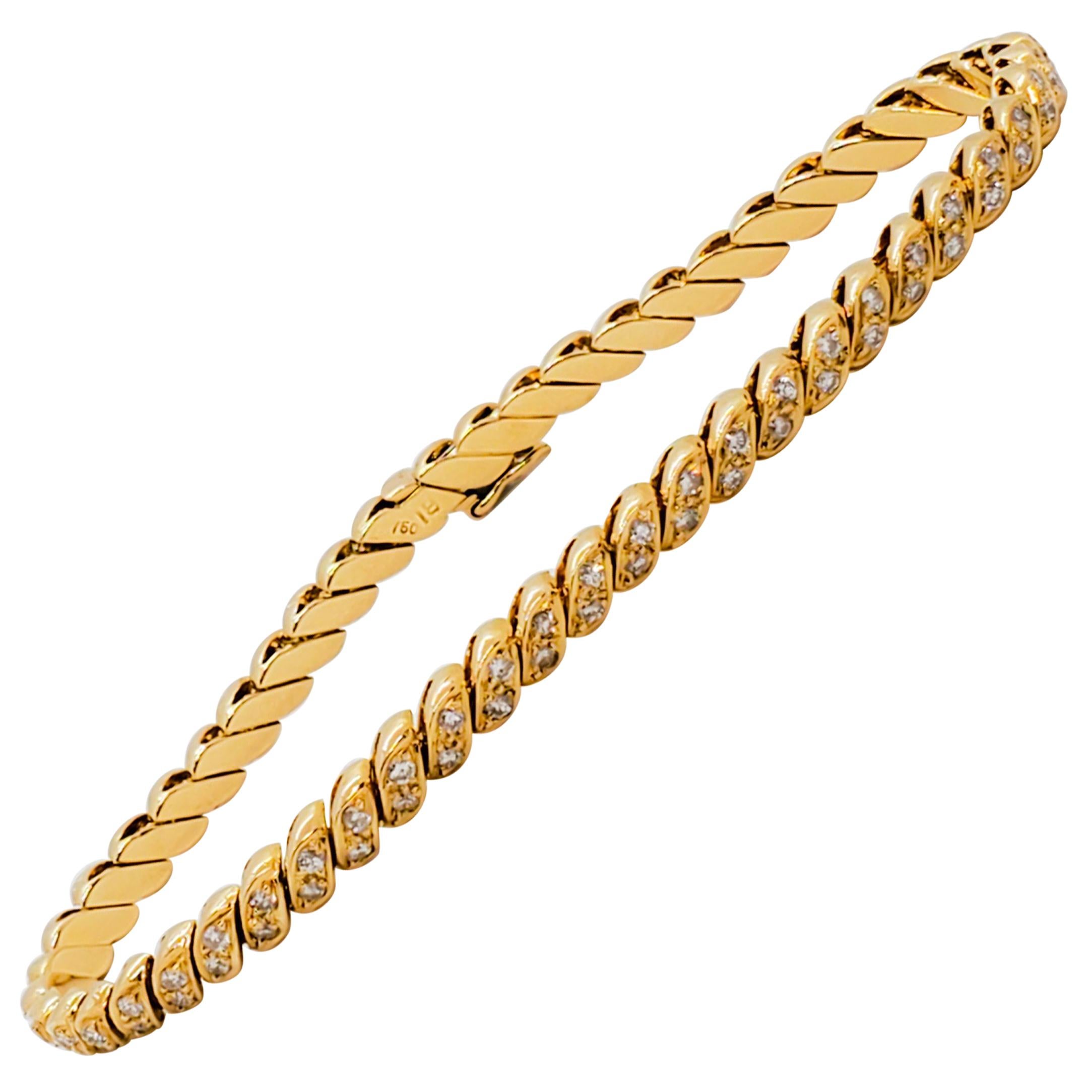 Bracelet rond en or jaune 18 carats avec diamants blancs