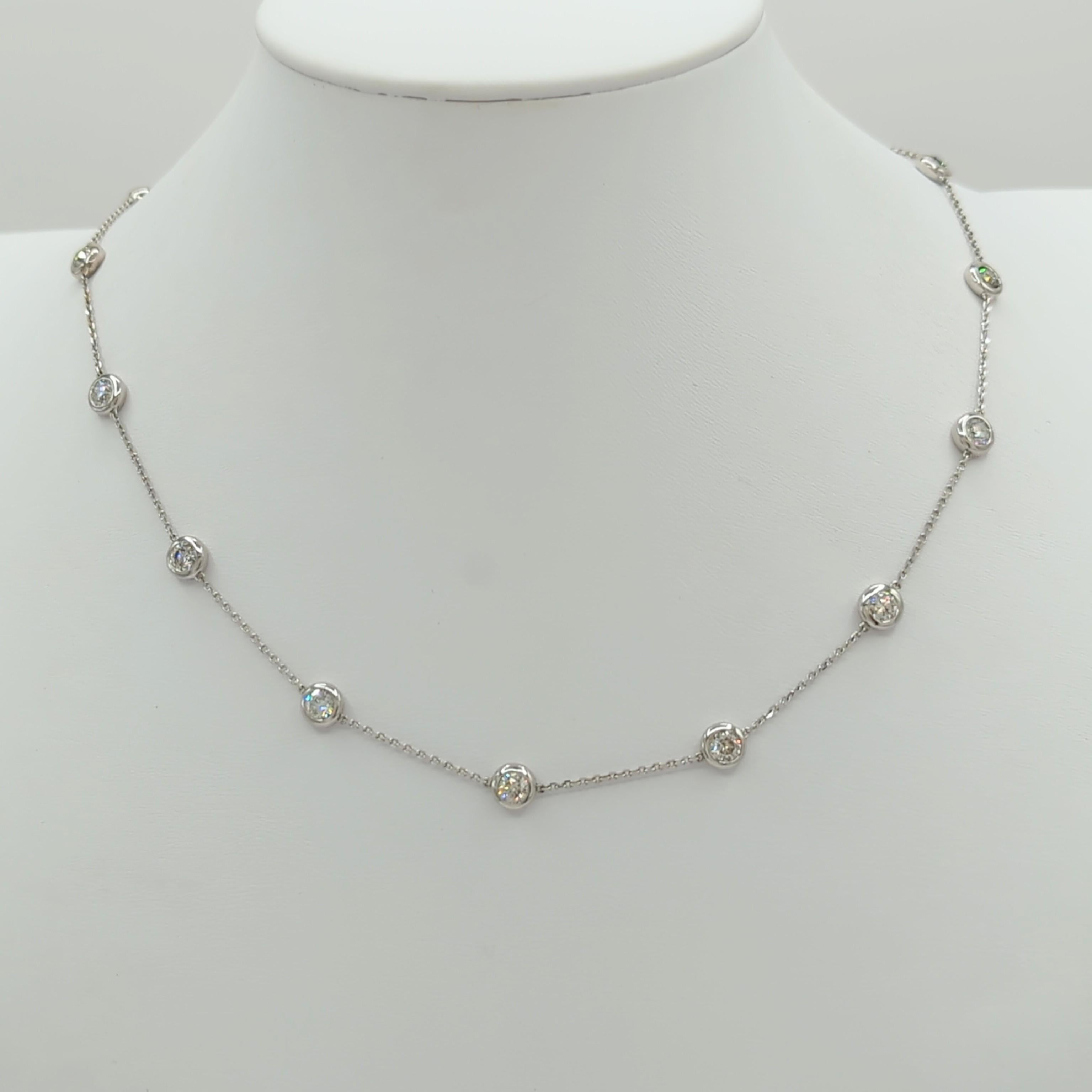 White Diamond Round Chain Necklace in 14K White Gold In New Condition For Sale In Los Angeles, CA