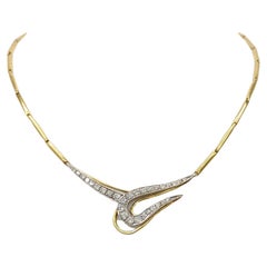 Halskette mit rundem weißem Diamanten im runden Design aus 18K 2farbigem Gold