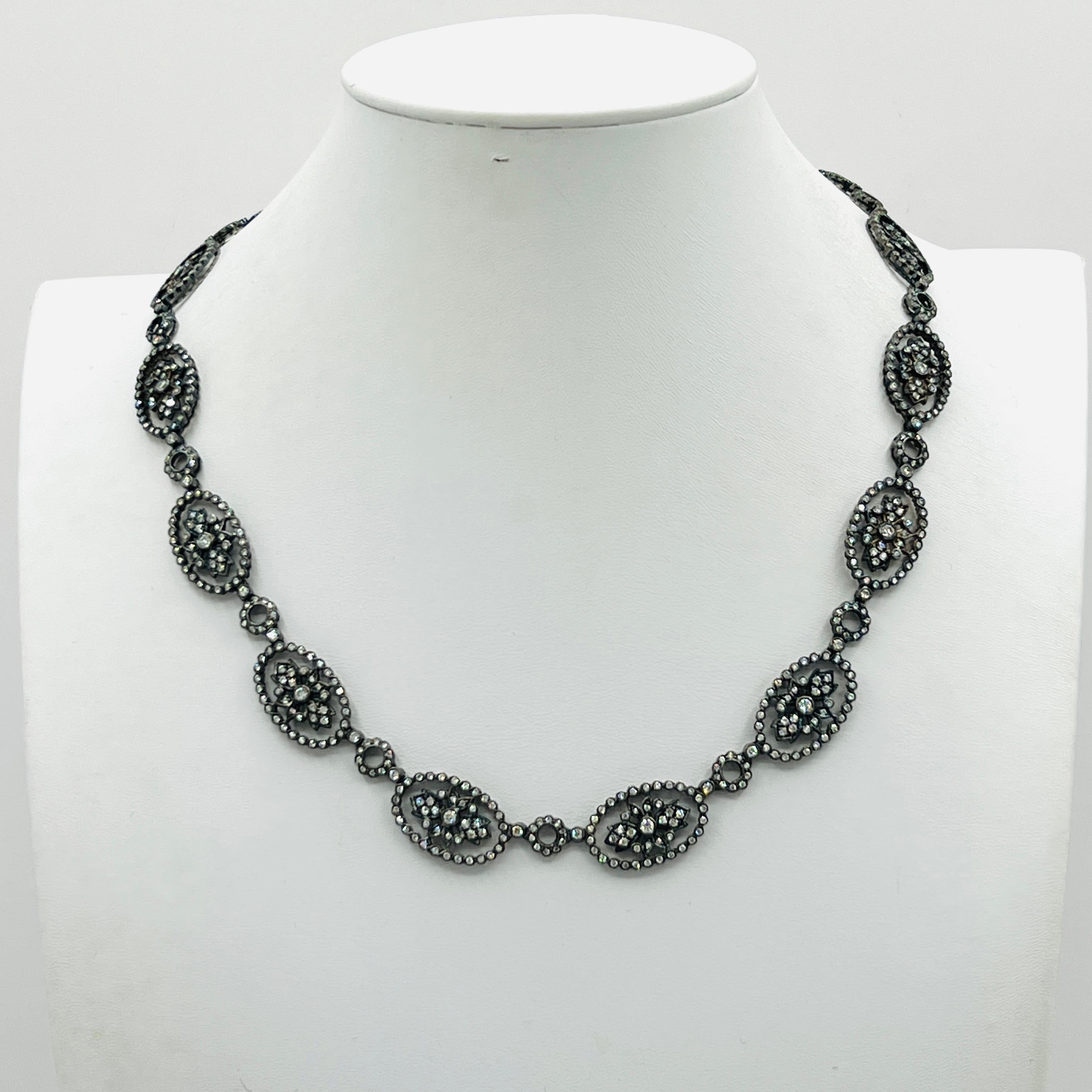 Runde Halskette mit weißen Diamanten aus 18 Karat Weißgold und schwarzem Rhodium für Damen oder Herren