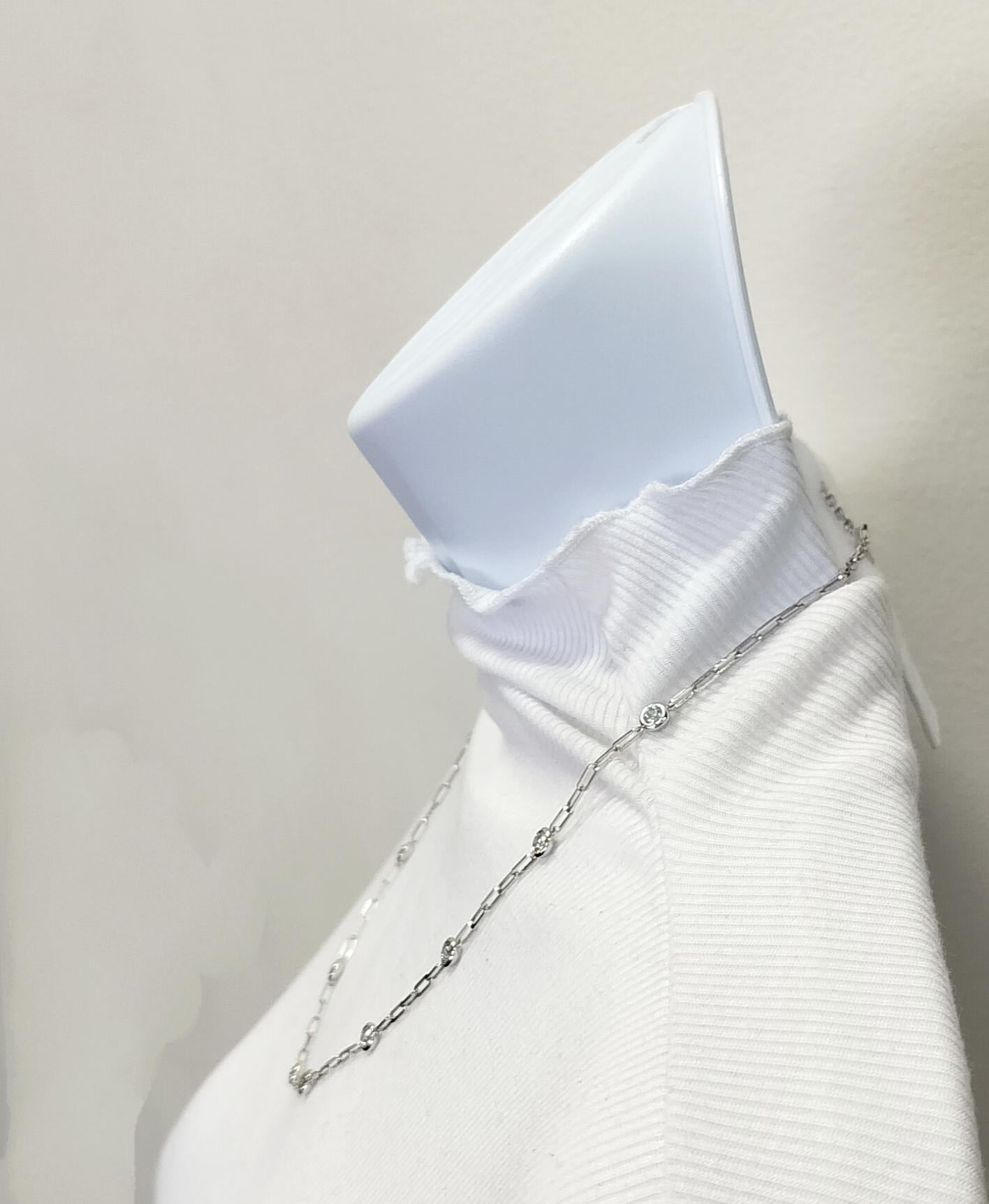 Round Cut White Diamond Round Paper Clip Necklace in 14K White Gold For Sale