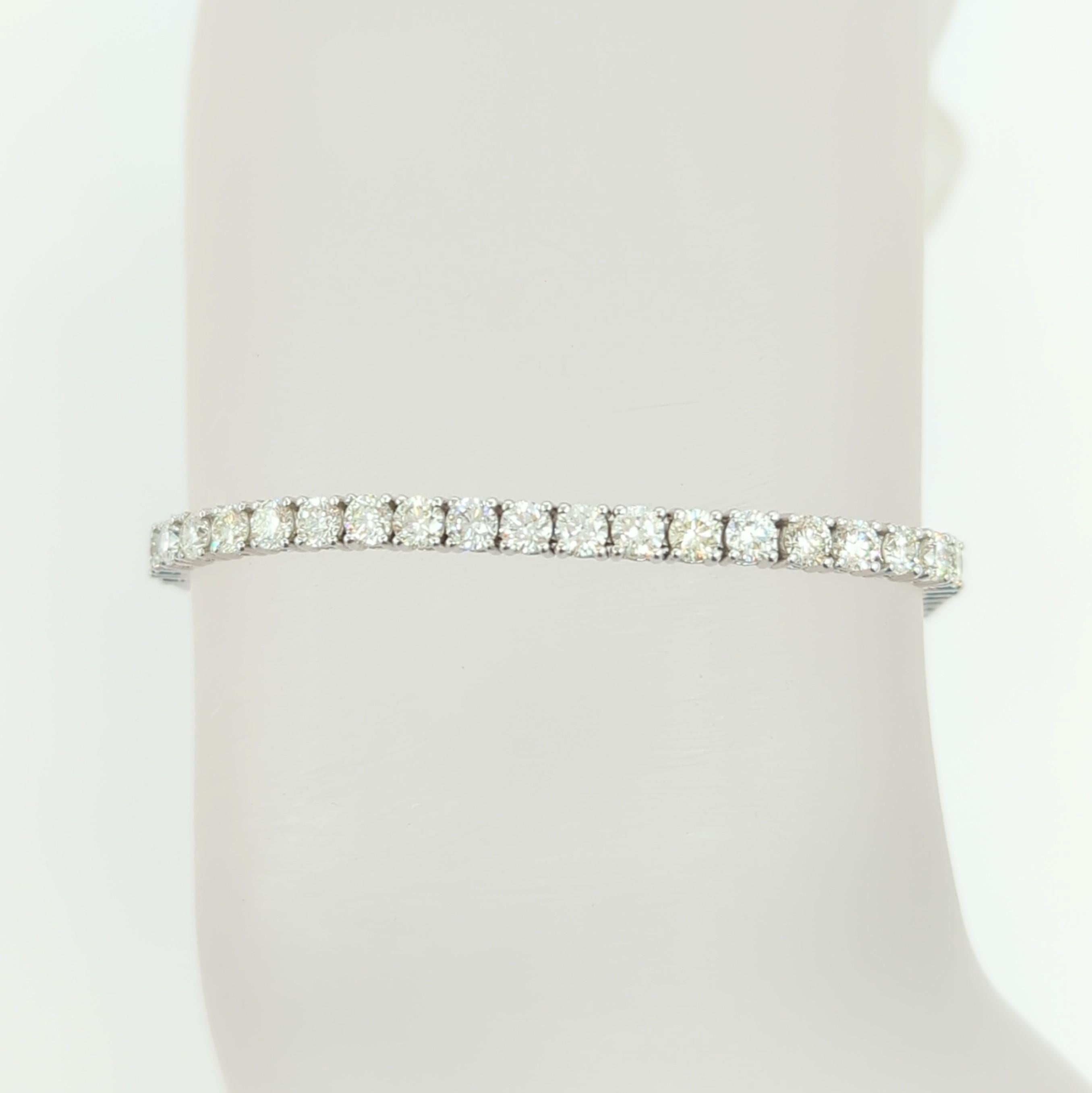 Bracelet tennis rond en or blanc 14 carats avec diamants blancs Neuf - En vente à Los Angeles, CA