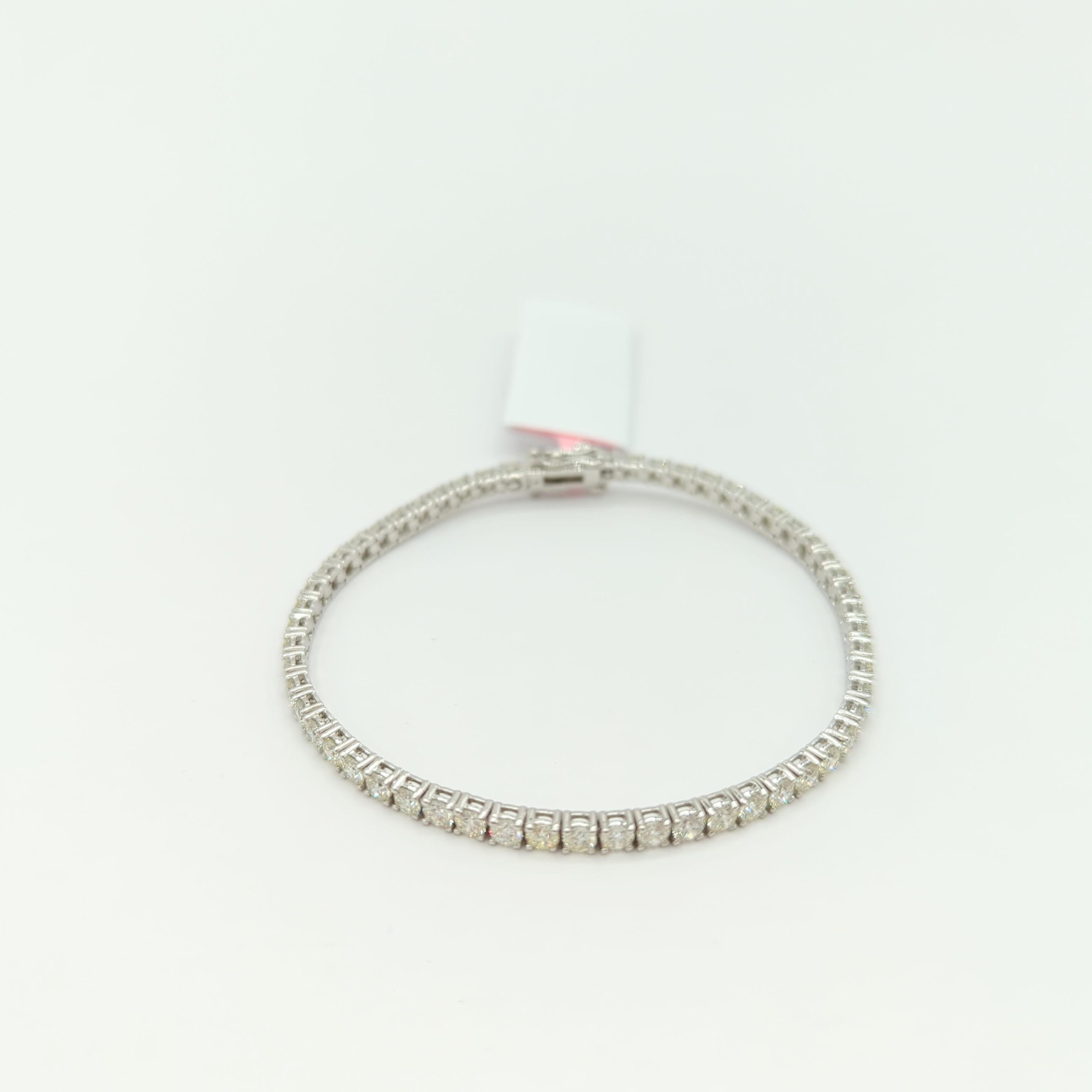 White Diamond Round Tennis Bracelet in 14K White Gold For Sale 4