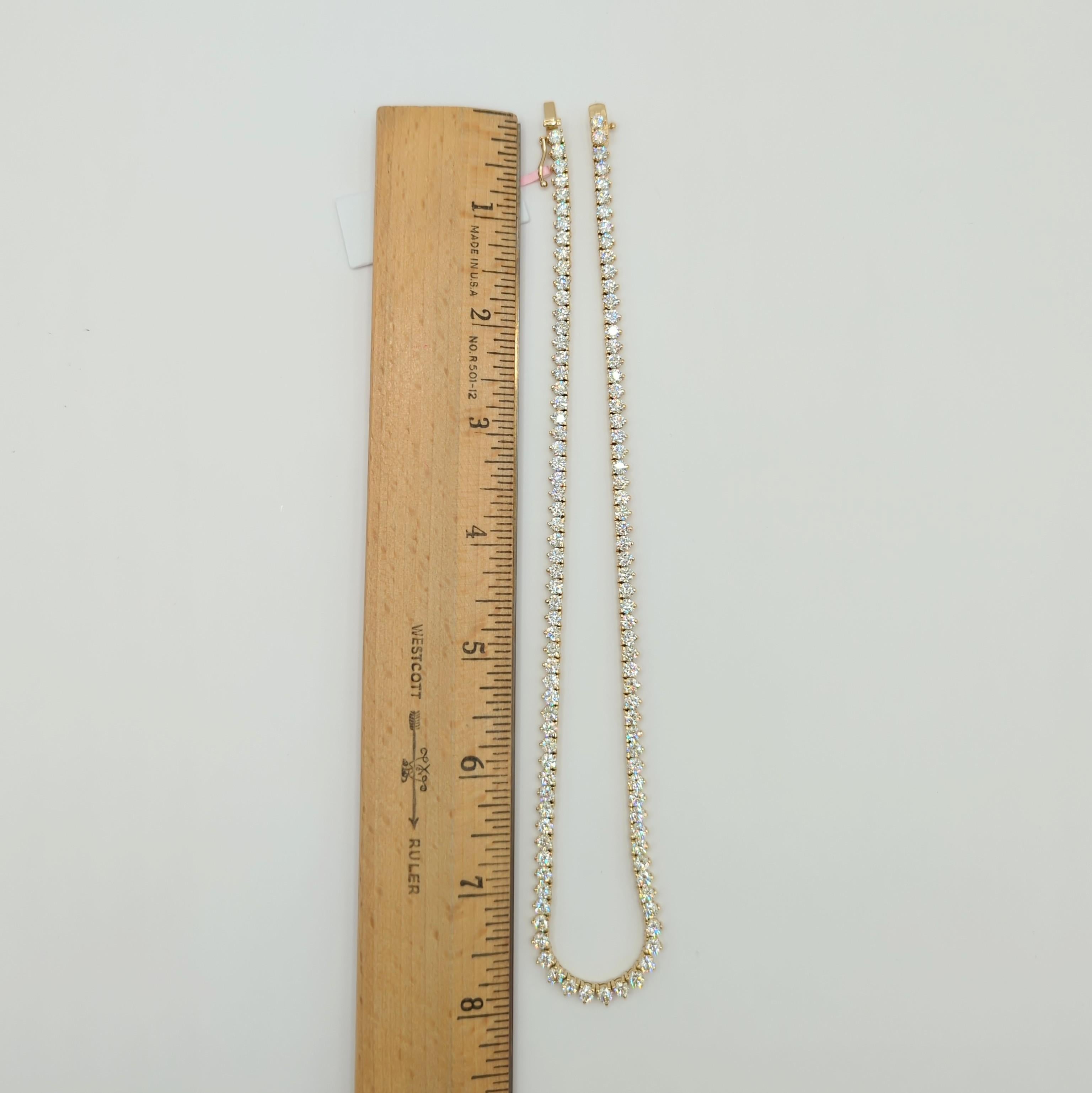Runde Tennis-Halskette aus 14 Karat Gelbgold mit weißenen weißen Diamanten im Angebot 5