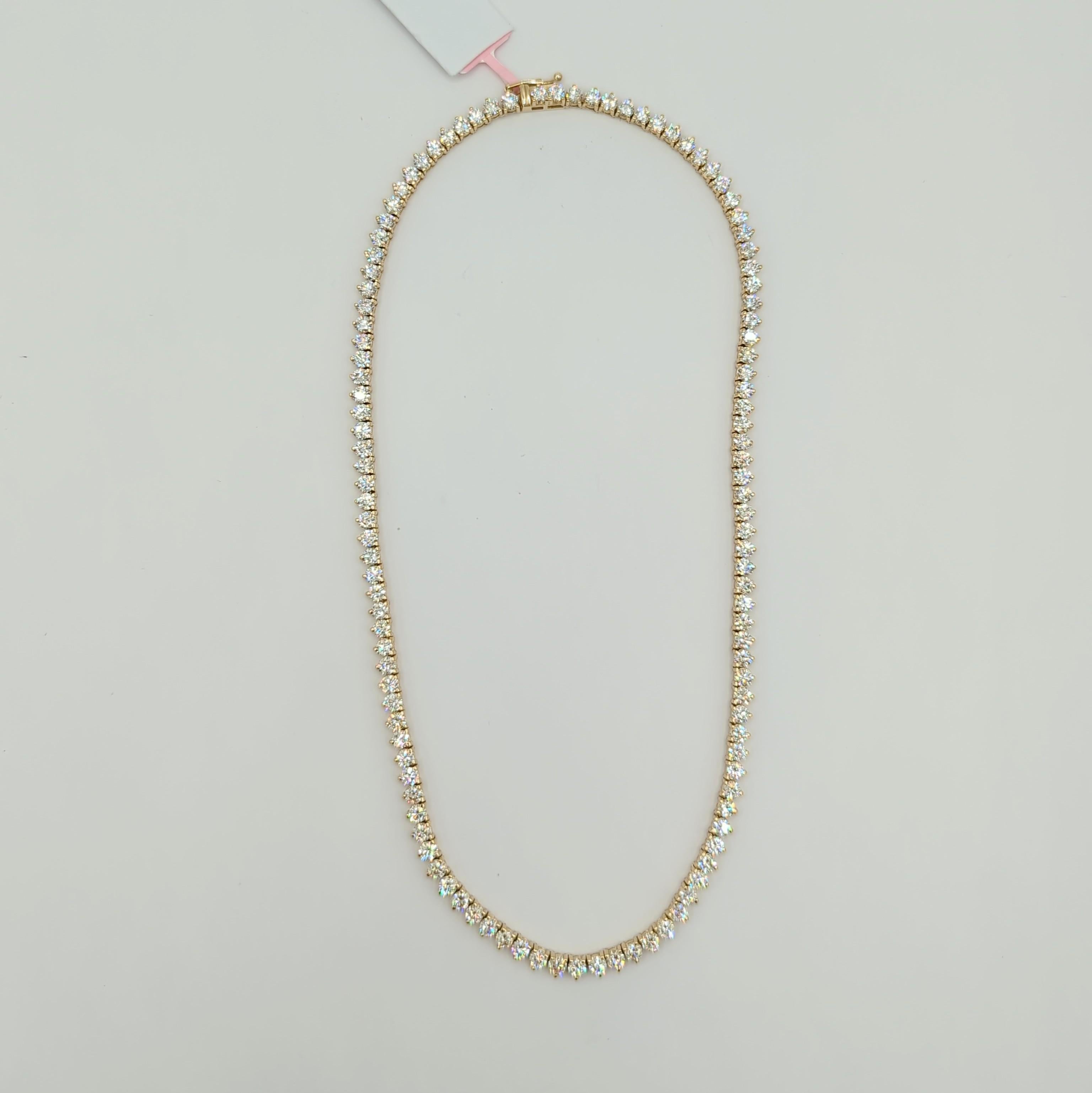 Runde Tennis-Halskette aus 14 Karat Gelbgold mit weißenen weißen Diamanten im Angebot 1