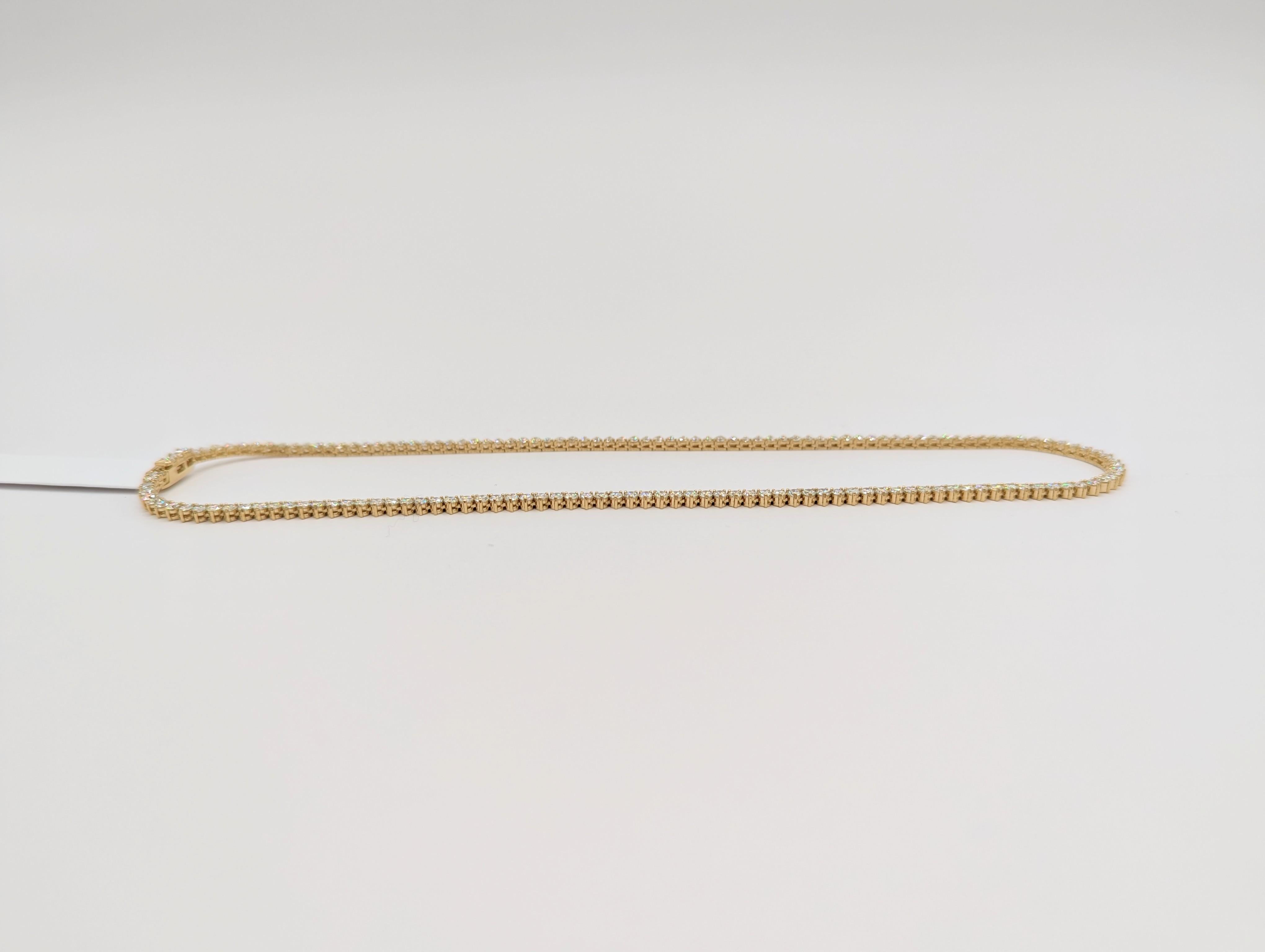 Women's or Men's  White Diamond Round Tennis Necklace in Yellow Gold For Sale
