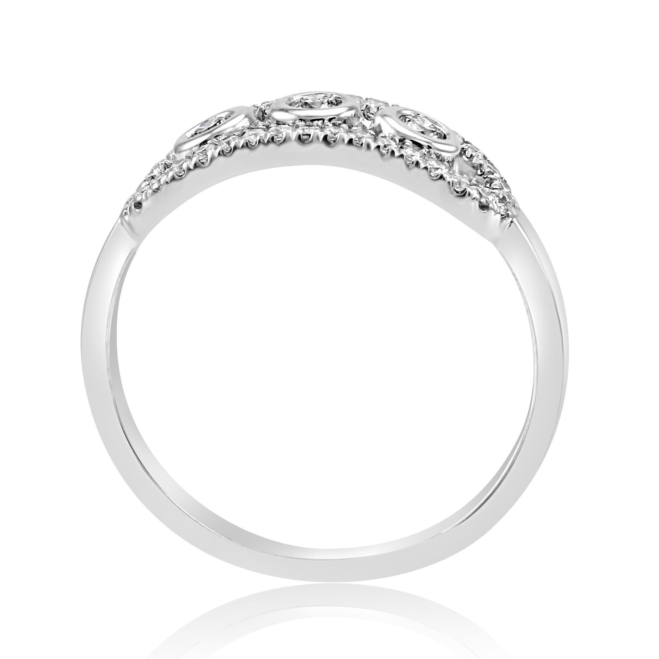 Women's or Men's White Diamond Round White 14K White Gold Fashion Cocktail Right Hand Ring
