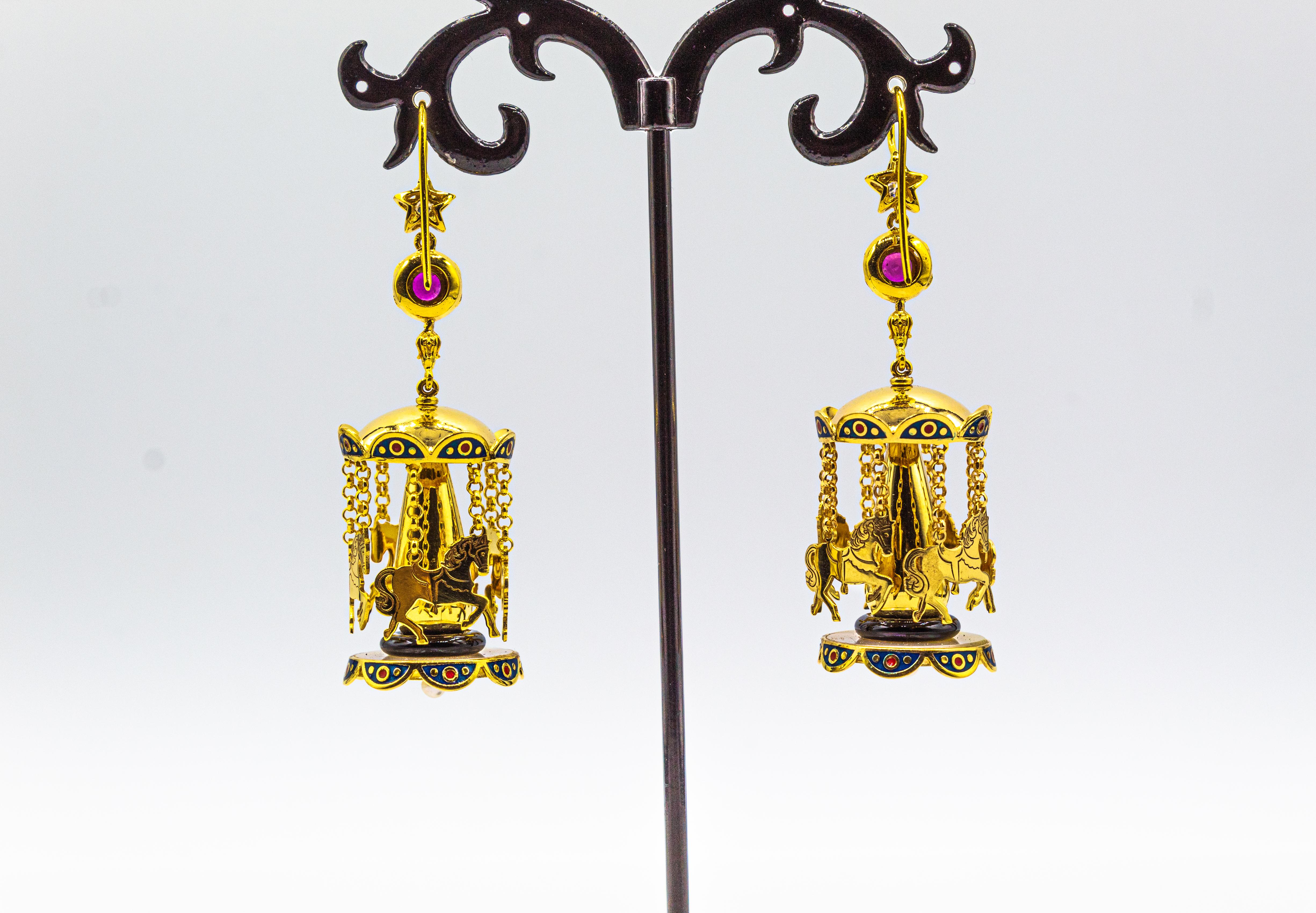Gelbgold-Ohrstecker „Carousel“ mit weißem Diamant, Rubin, Onyx, Perle und Emaille im Angebot 1