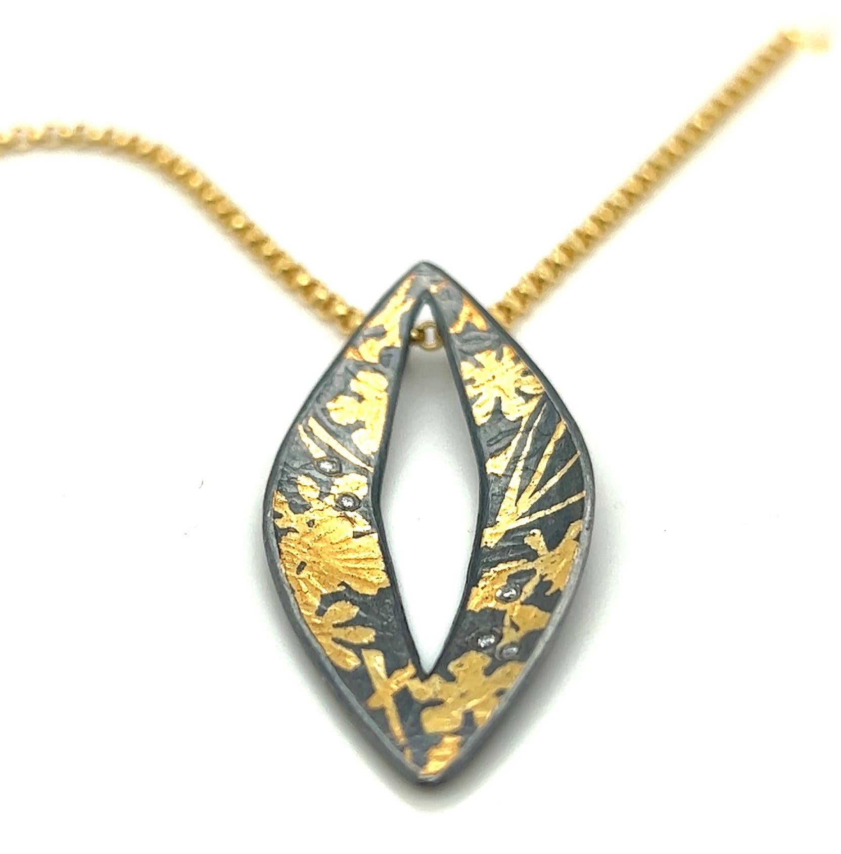 Artisan White Diamond Scattered 24K Keum-boo Gold Leaf Floral Sun Ellipse Frame Necklace For Sale